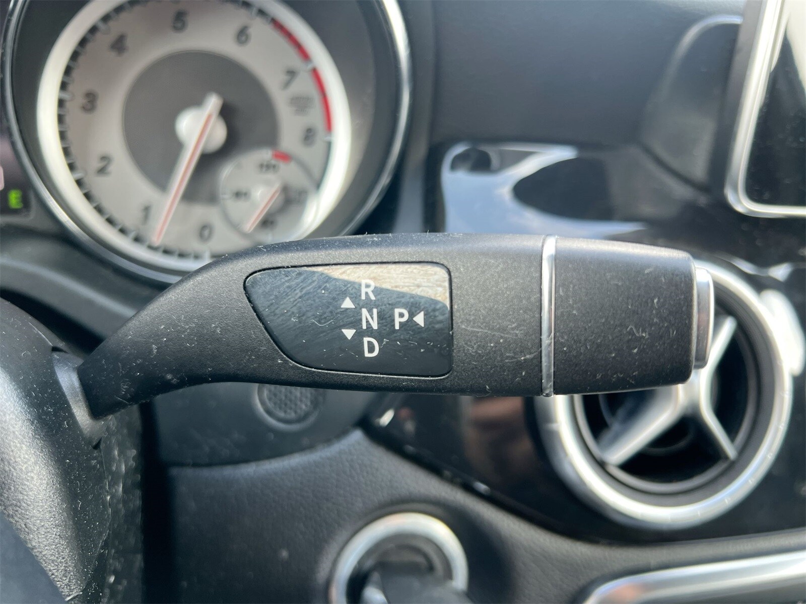 Thumbnail: 2015 Mercedes-Benz CLA - 30