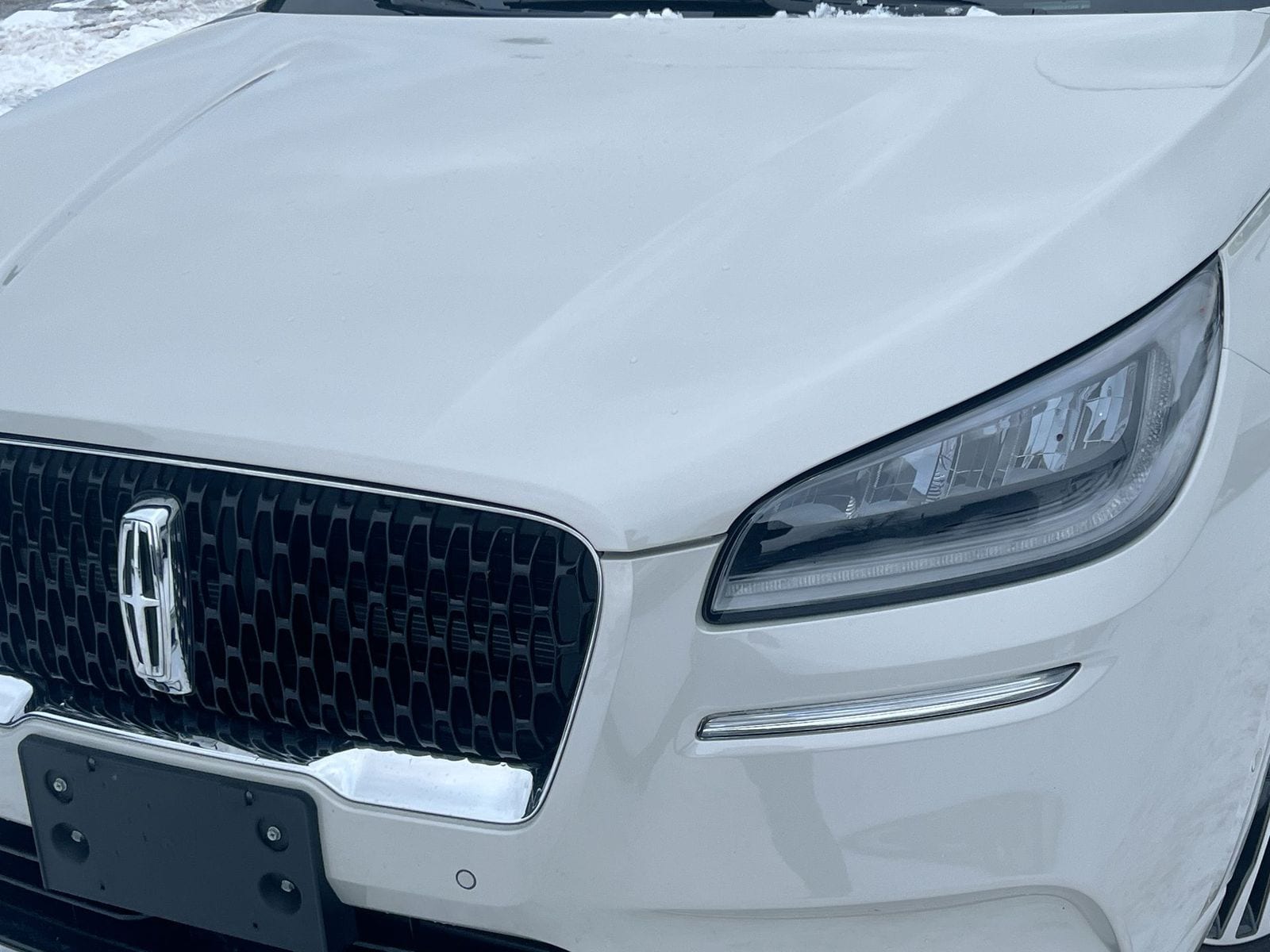 Thumbnail: 2022 Lincoln Corsair - 11