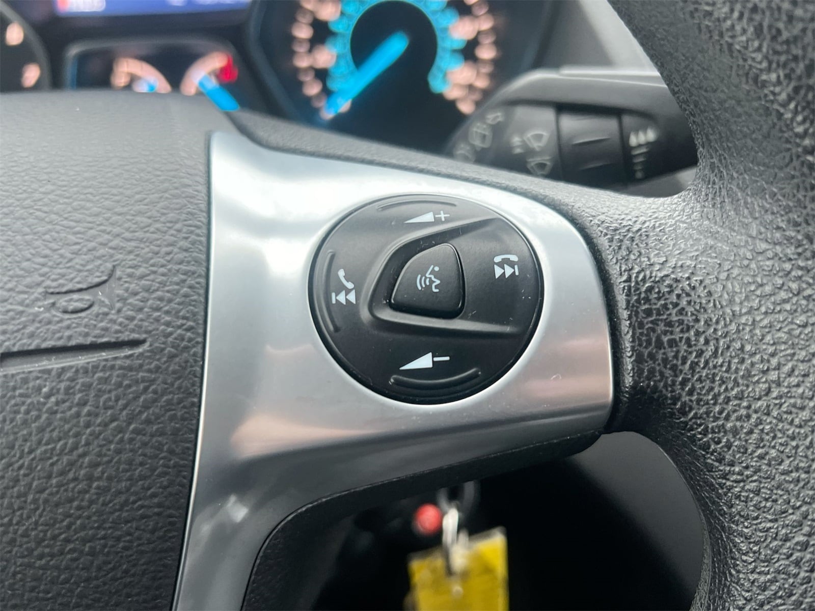 Thumbnail: 2015 Ford Escape - 24