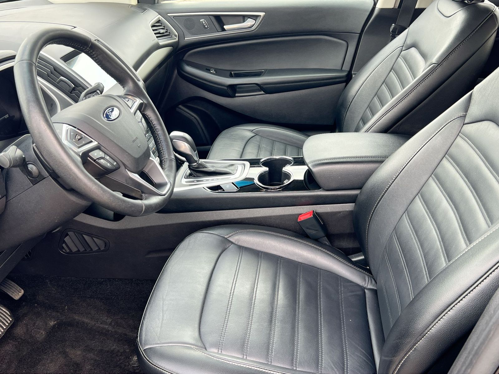 Thumbnail: 2017 Ford Edge - 10