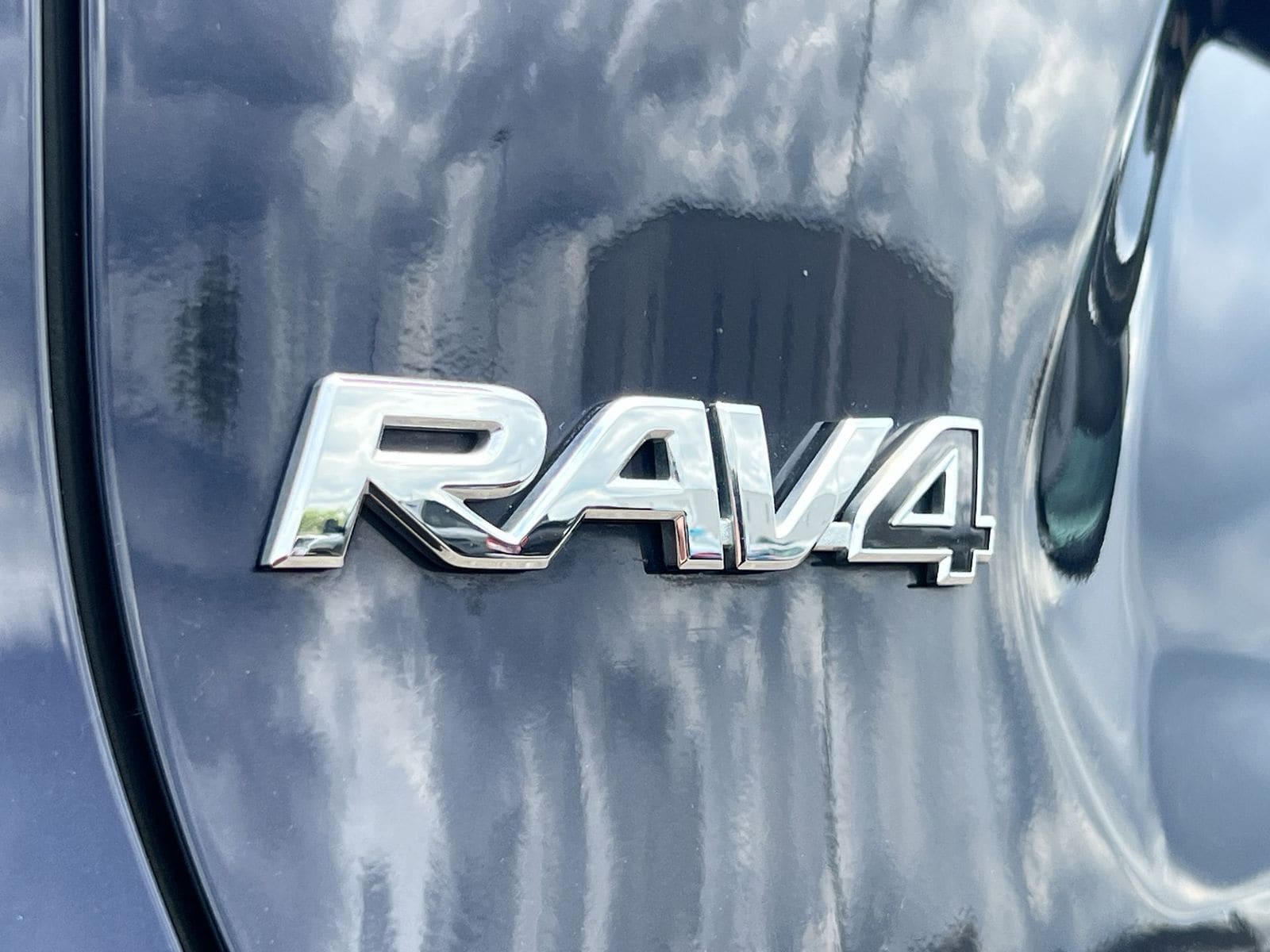 Thumbnail: 2024 Toyota RAV4 - 13