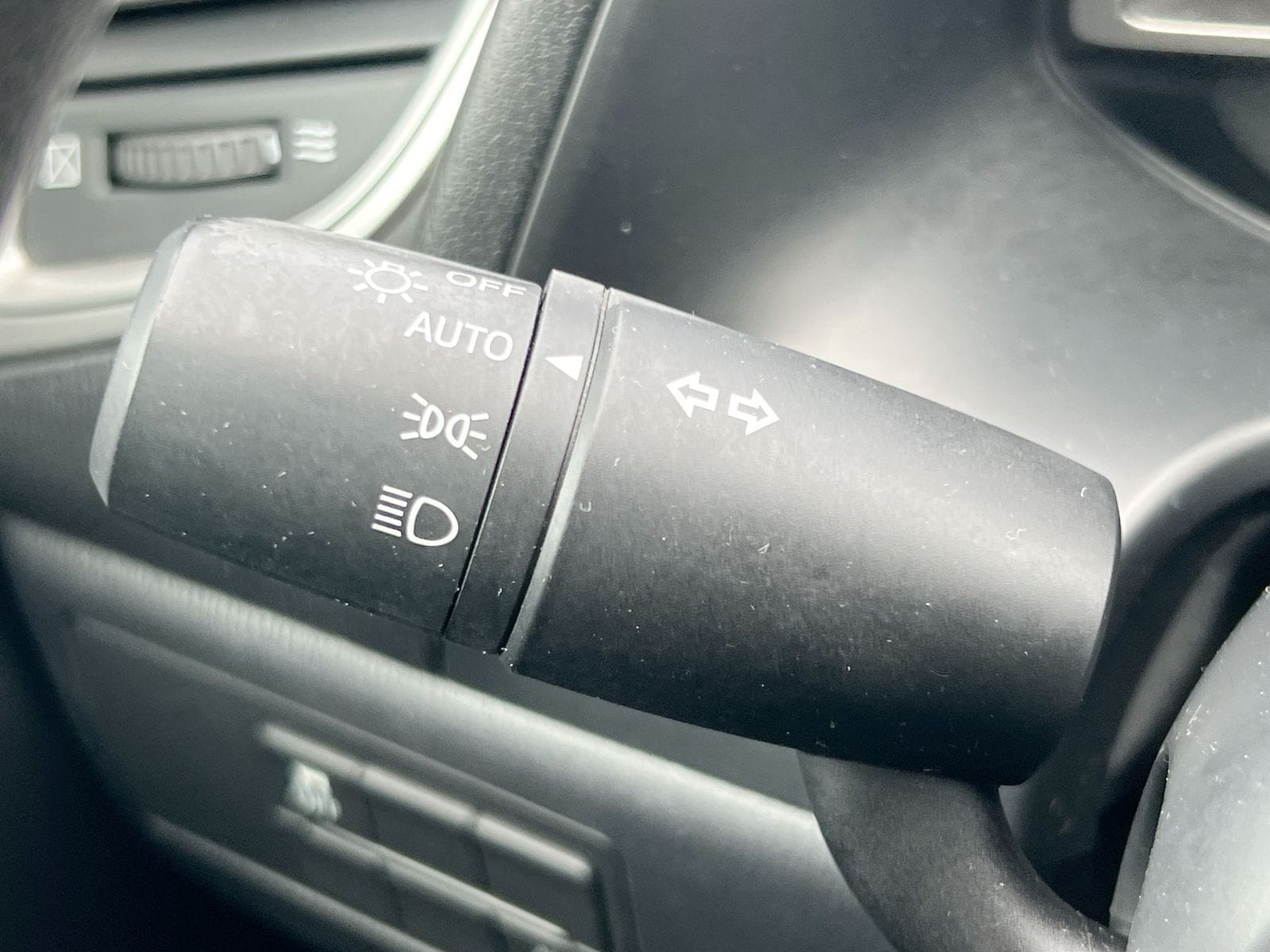 Thumbnail: 2017 Mazda Mazda3 - 26