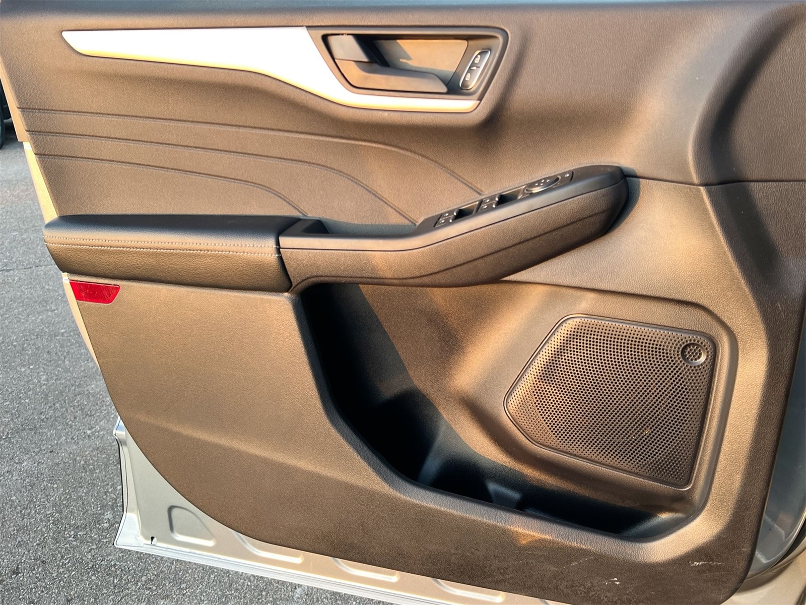 Thumbnail: 2022 Ford Escape - 30