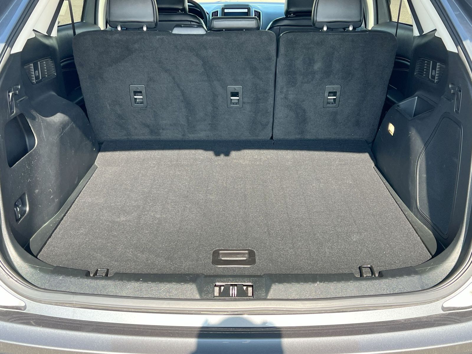 Thumbnail: 2022 Ford Edge - 33