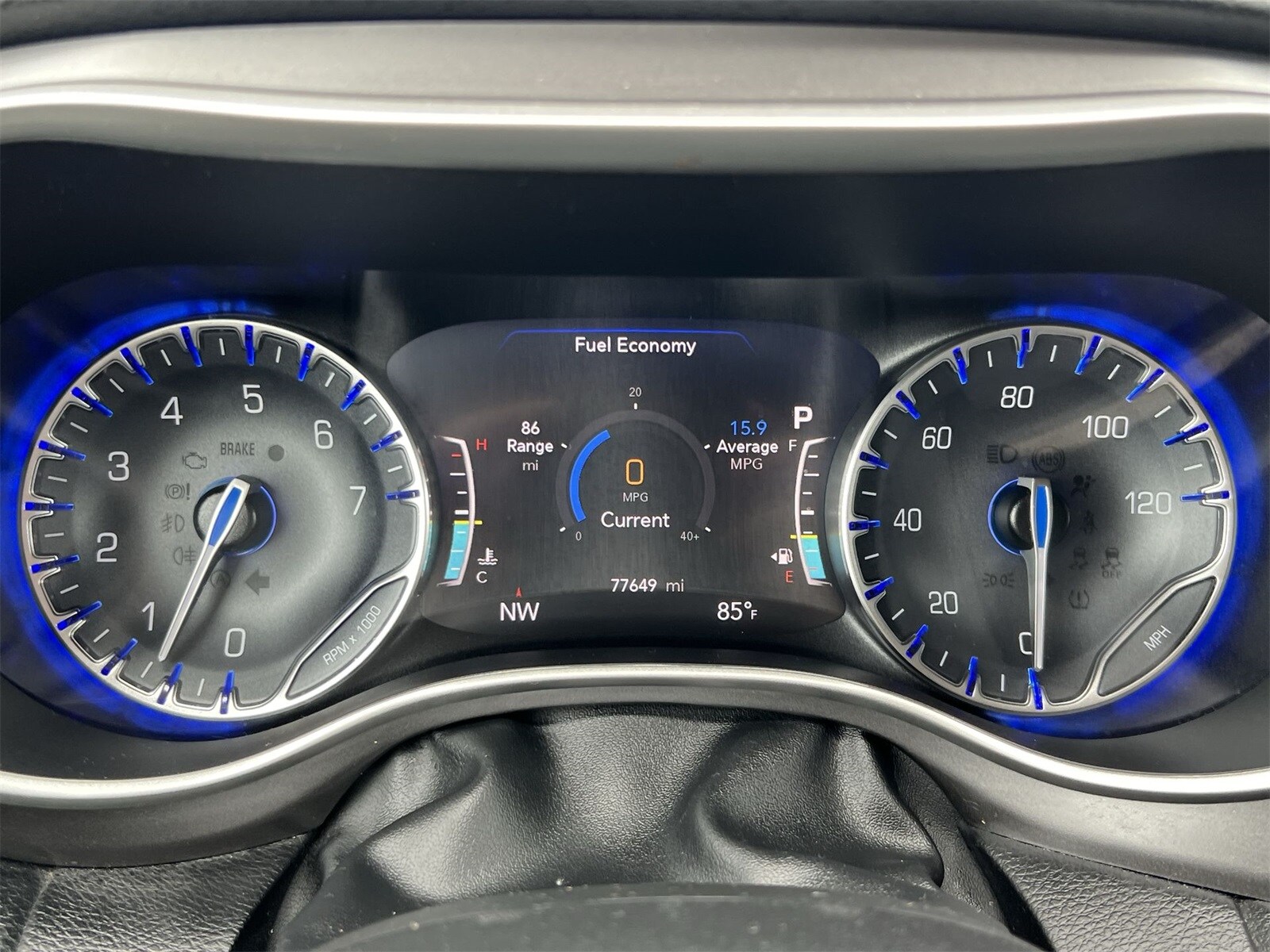 Thumbnail: 2022 Chrysler Pacifica - 34