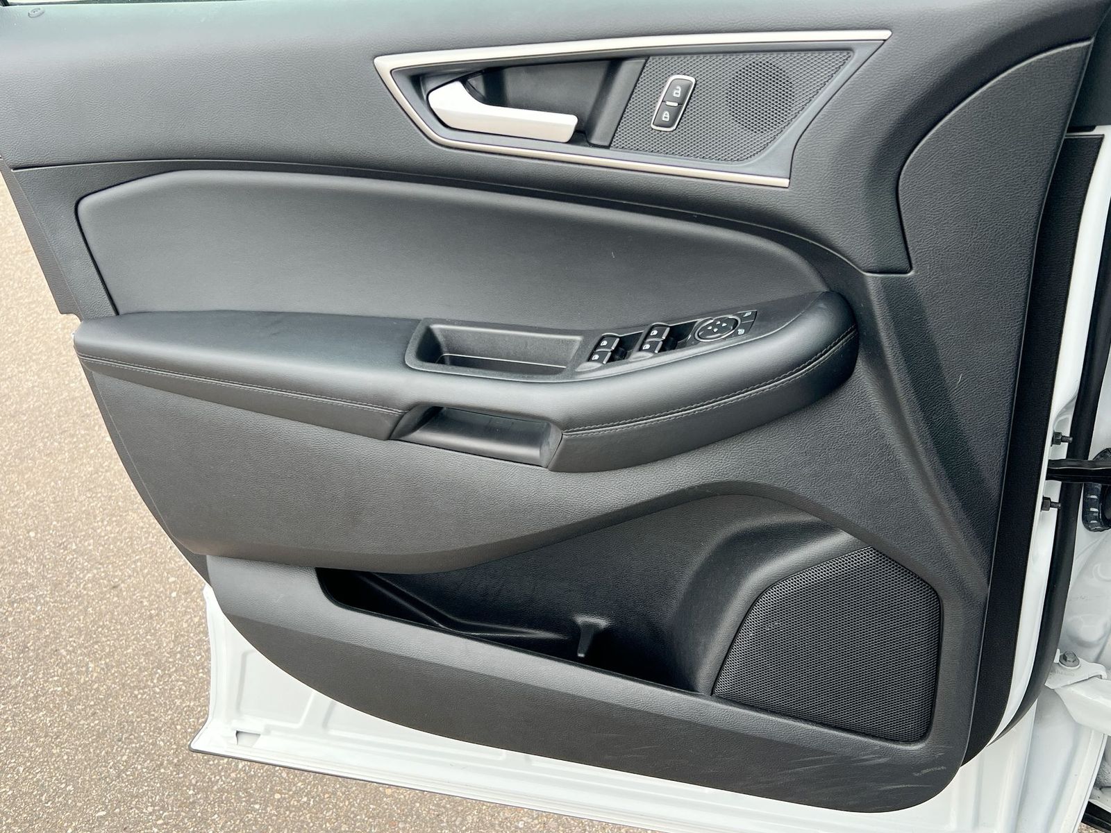 Thumbnail: 2024 Ford Edge - 30