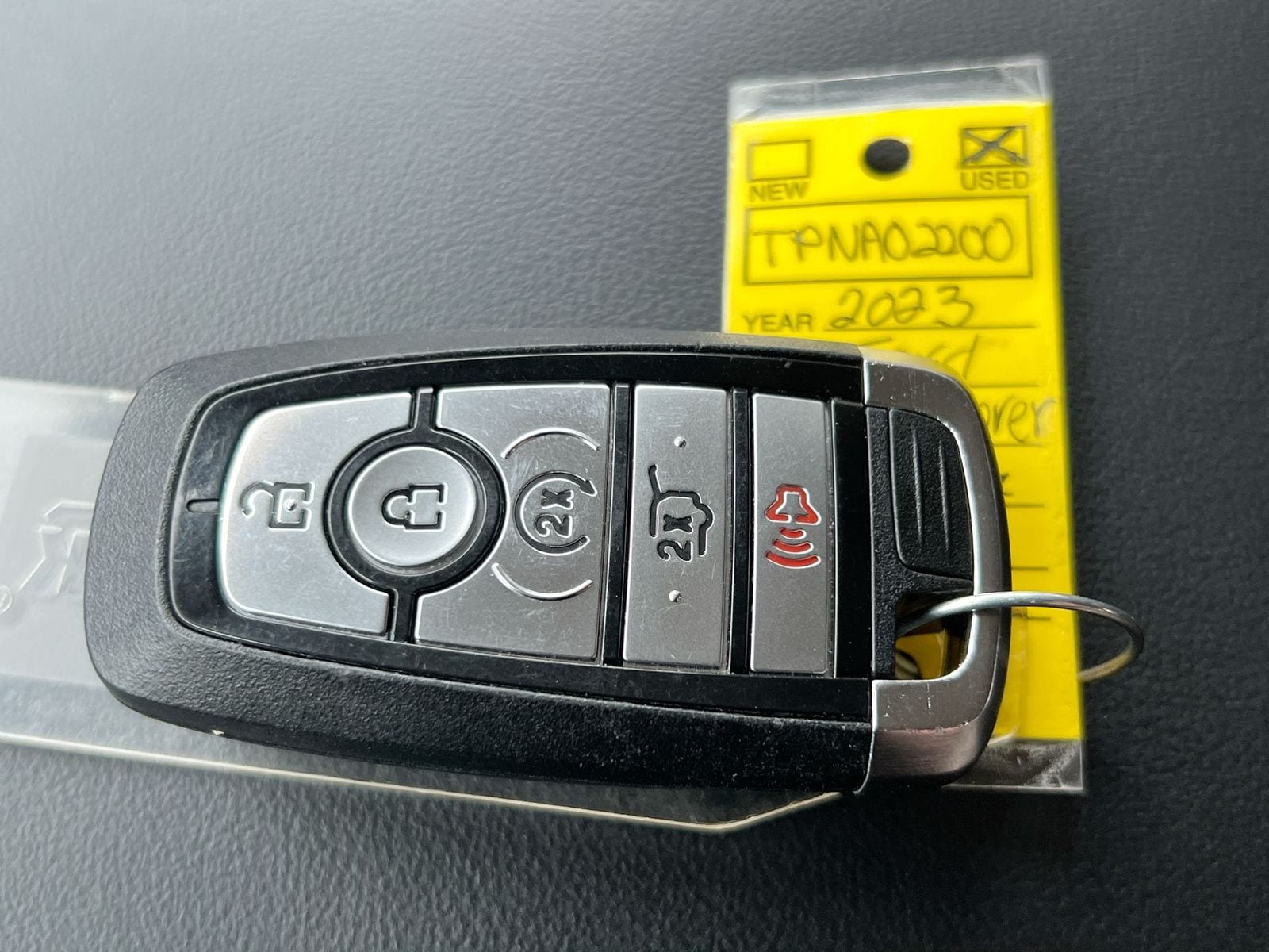 Thumbnail: 2023 Ford Explorer - 36