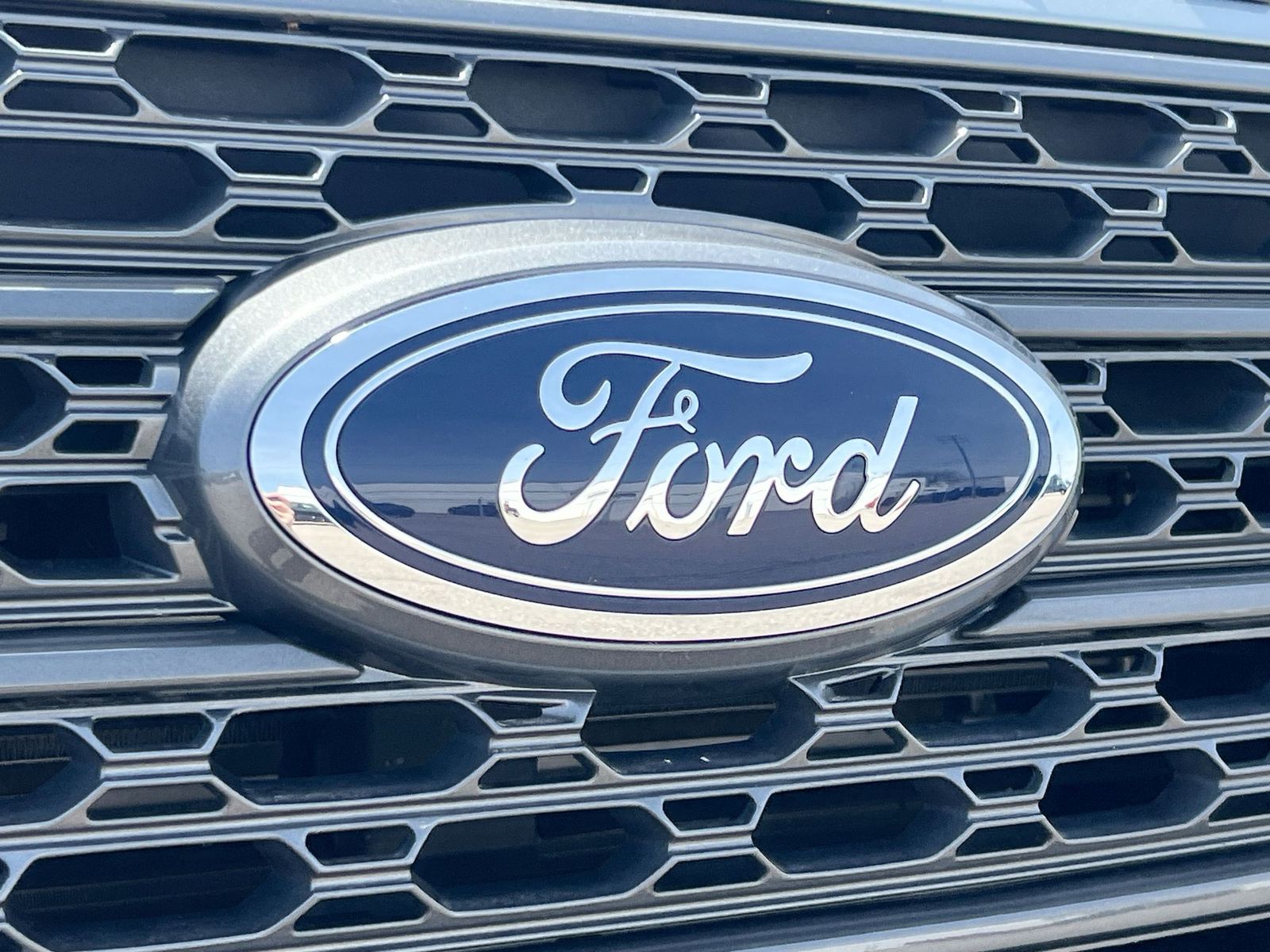 Thumbnail: 2023 Ford Explorer - 13