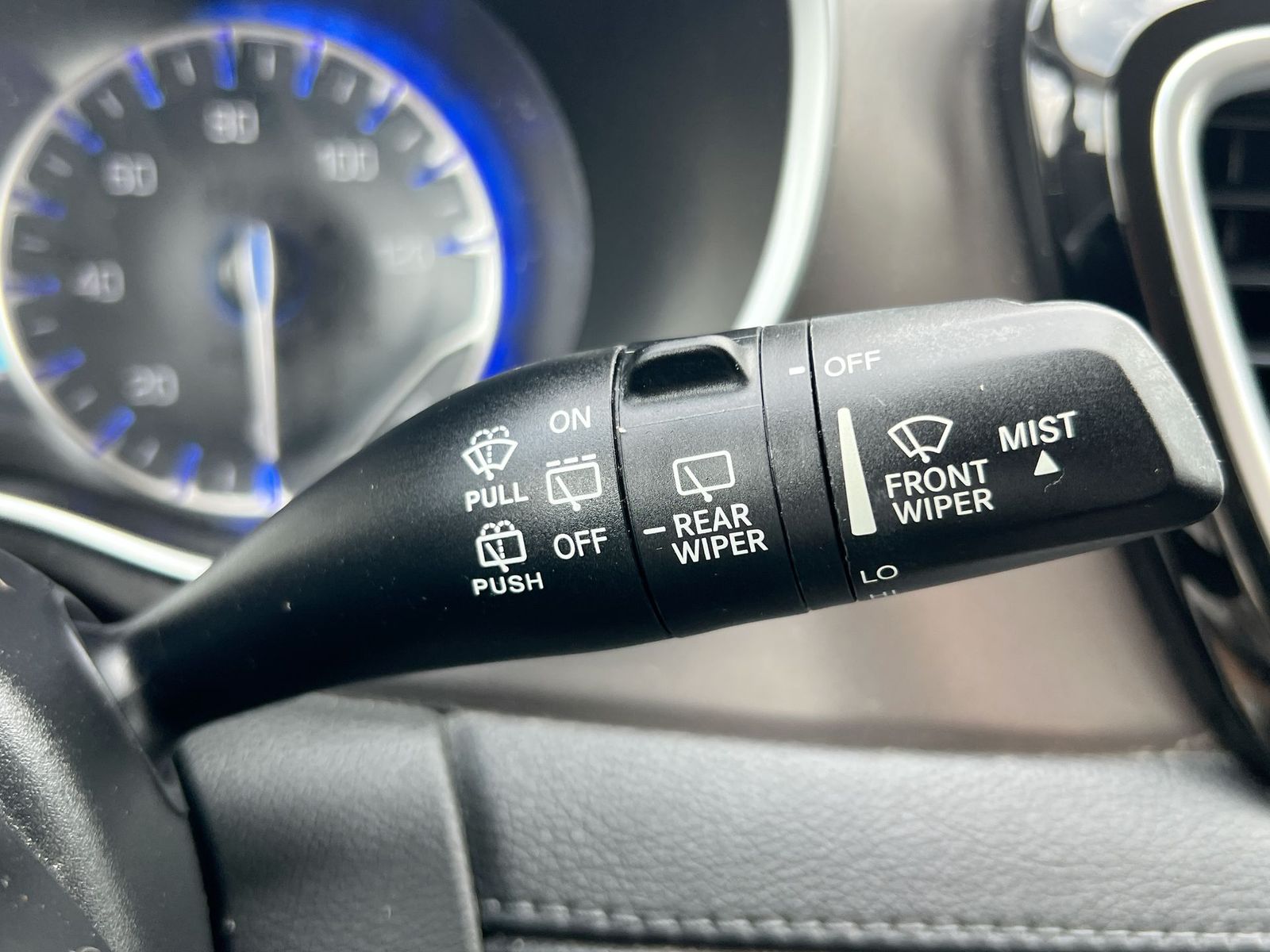 Thumbnail: 2019 Chrysler Pacifica - 25