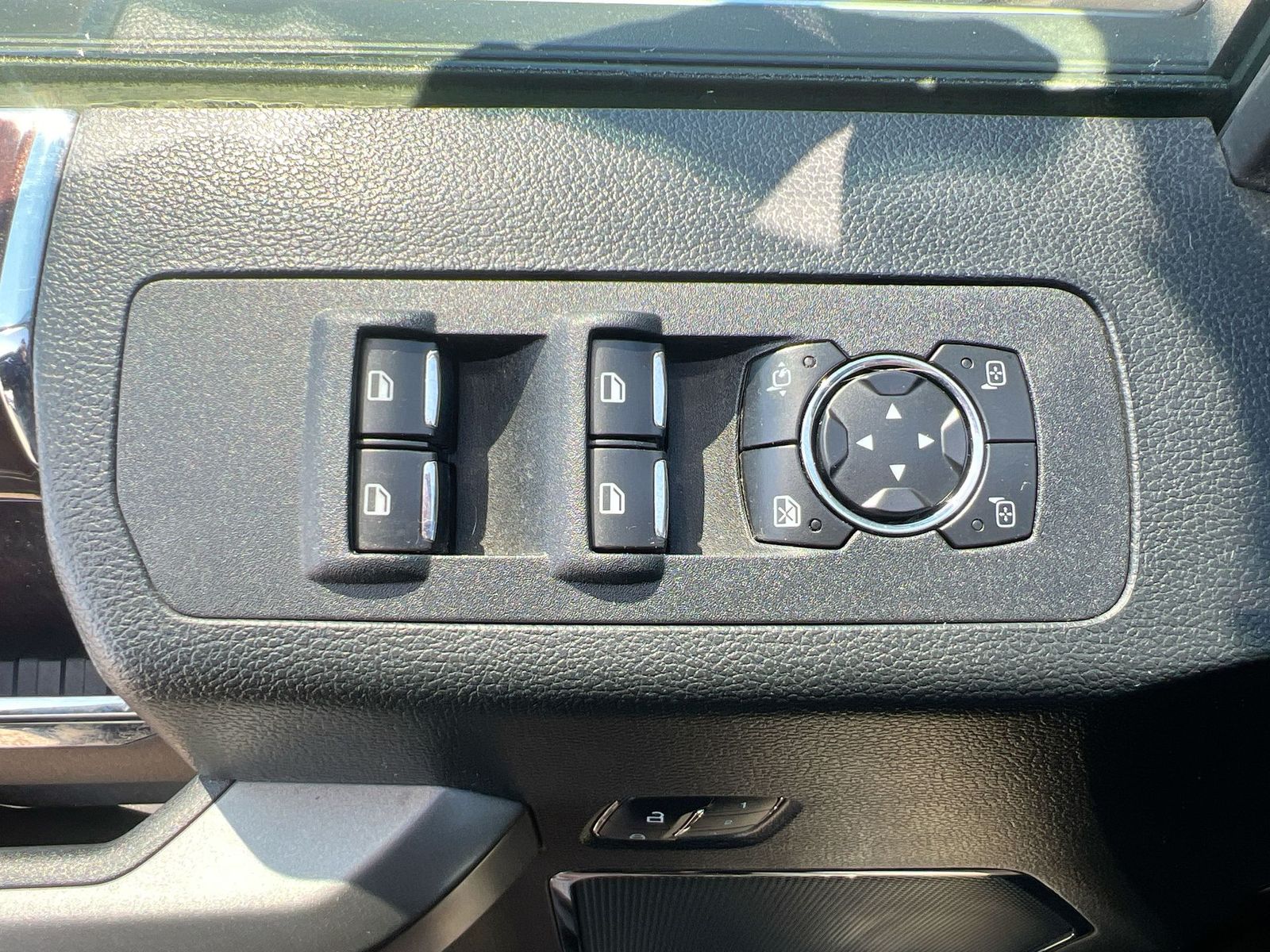 Thumbnail: 2016 Ford F-150 - 17