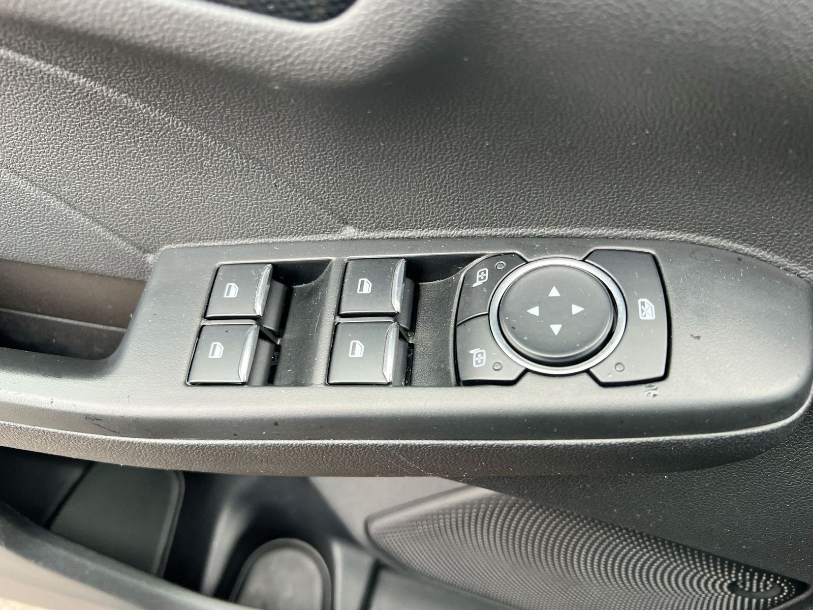 Thumbnail: 2025 Ford Escape - 16