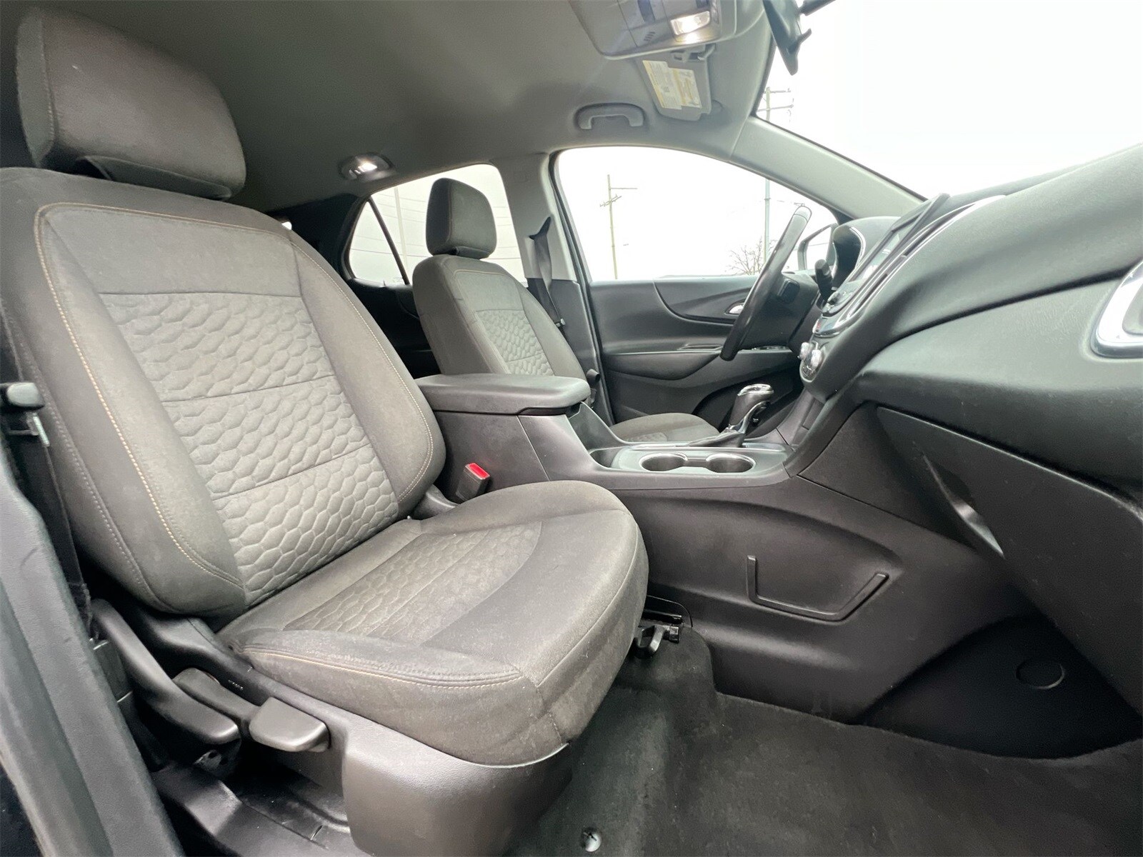 Thumbnail: 2018 Chevrolet Equinox - 21