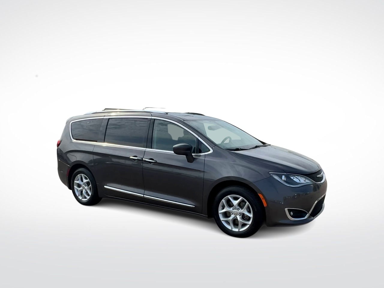 Thumbnail: 2018 Chrysler Pacifica - 2