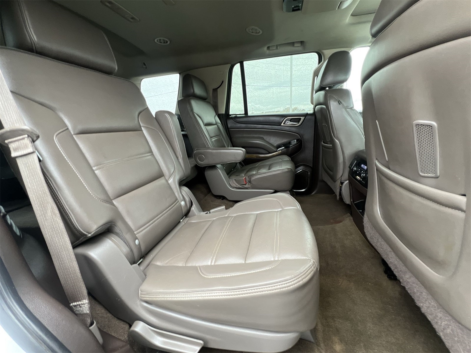 Thumbnail: 2016 GMC Yukon - 21