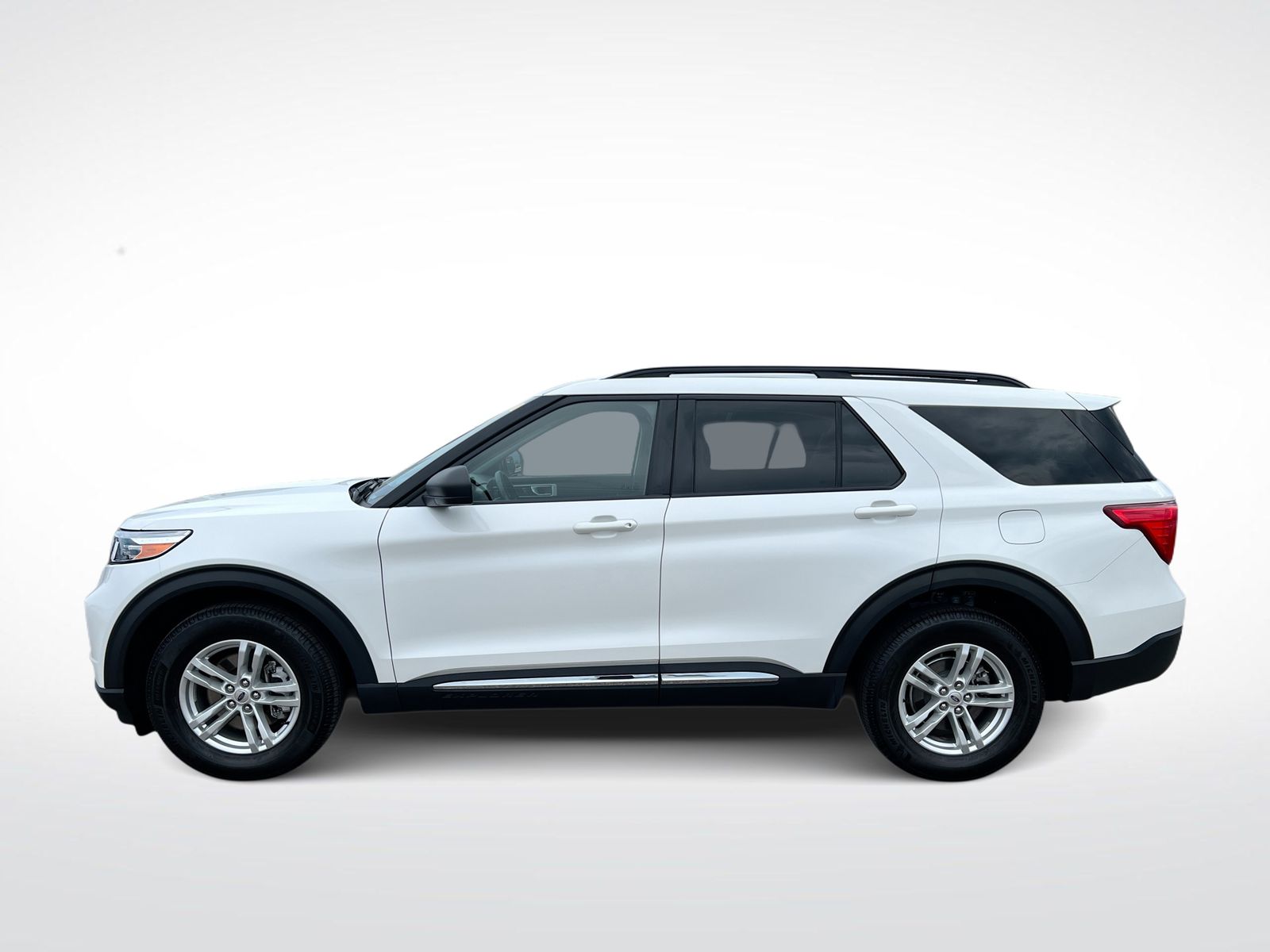 Thumbnail: 2022 Ford Explorer - 5