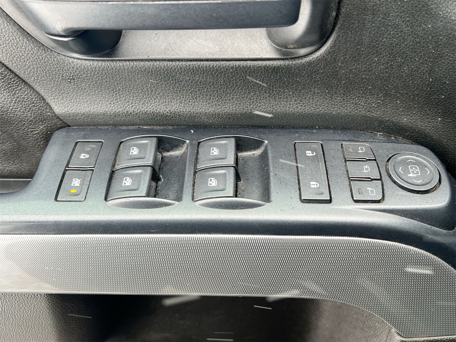 Thumbnail: 2018 Chevrolet Silverado 2500 - 17