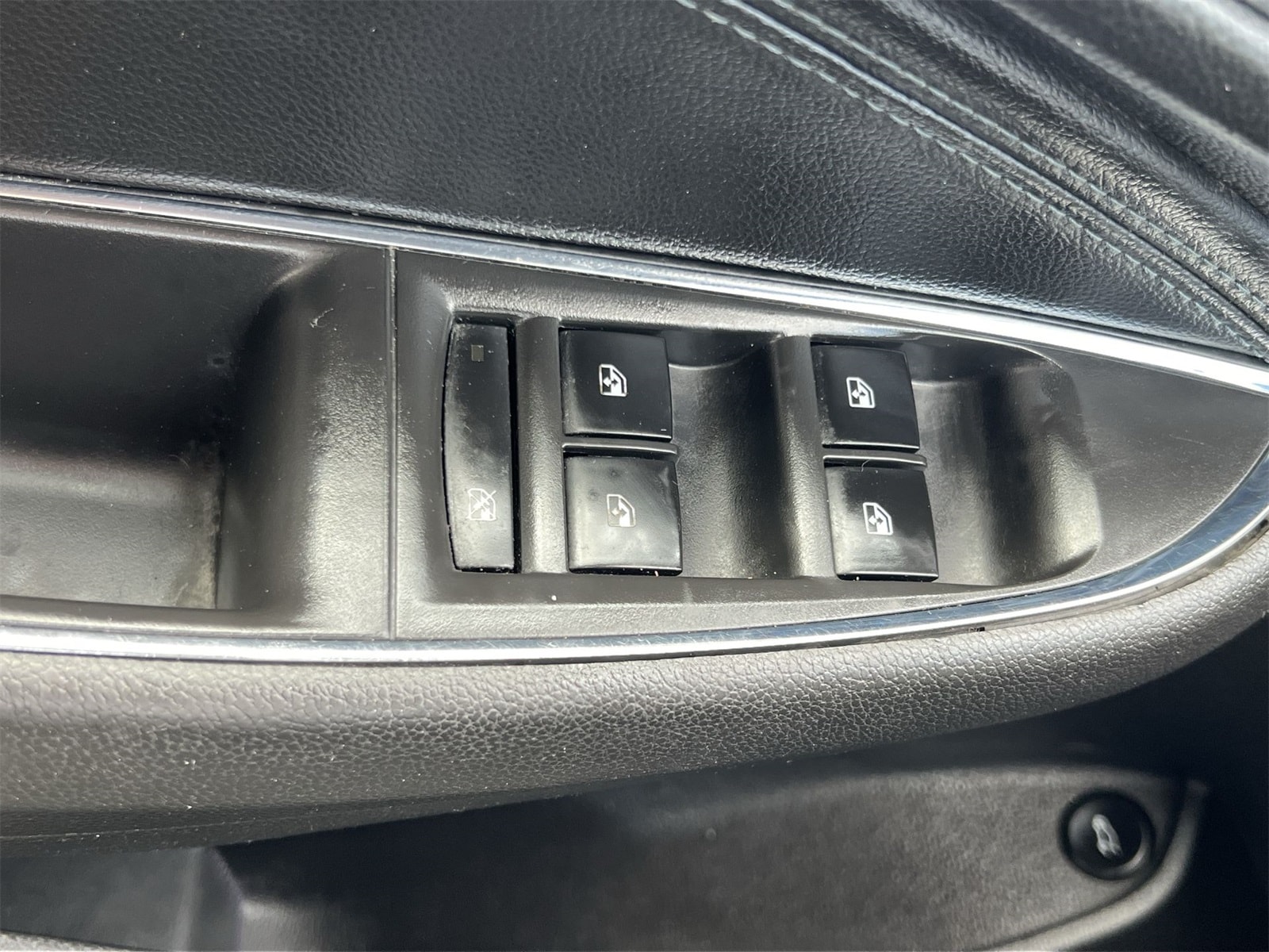 Thumbnail: 2019 Chevrolet Cruze - 18