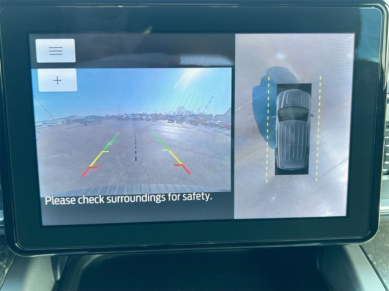 Thumbnail: 2022 Ford Explorer - 30