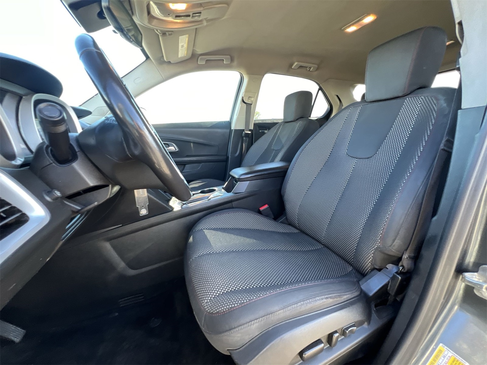 Thumbnail: 2017 Chevrolet Equinox - 17