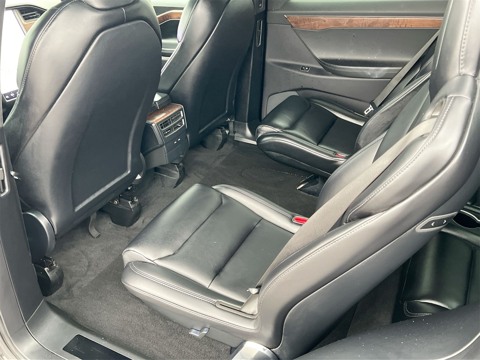 Thumbnail: 2021 Tesla Model X - 18