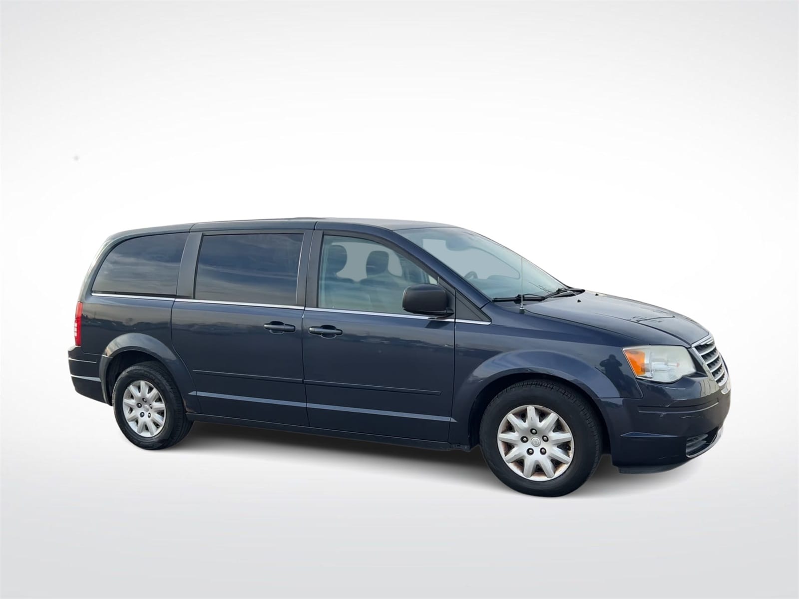 Used 2009 Chrysler Town & Country LX with VIN 2A8HR44E79R515501 for sale in Troy, MI
