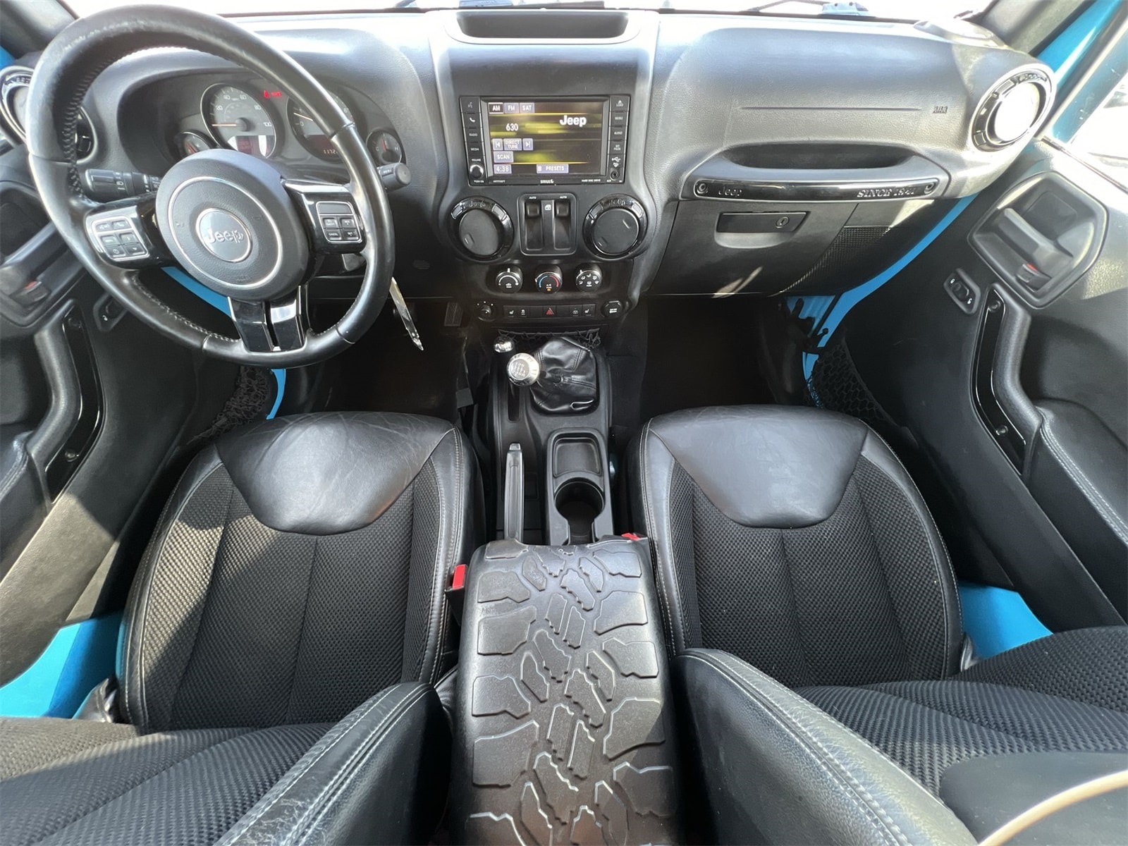 Thumbnail: 2017 Jeep Wrangler - 16