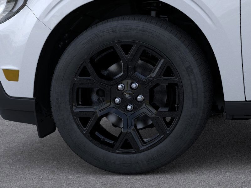 Thumbnail: 2025 Ford Maverick - 20