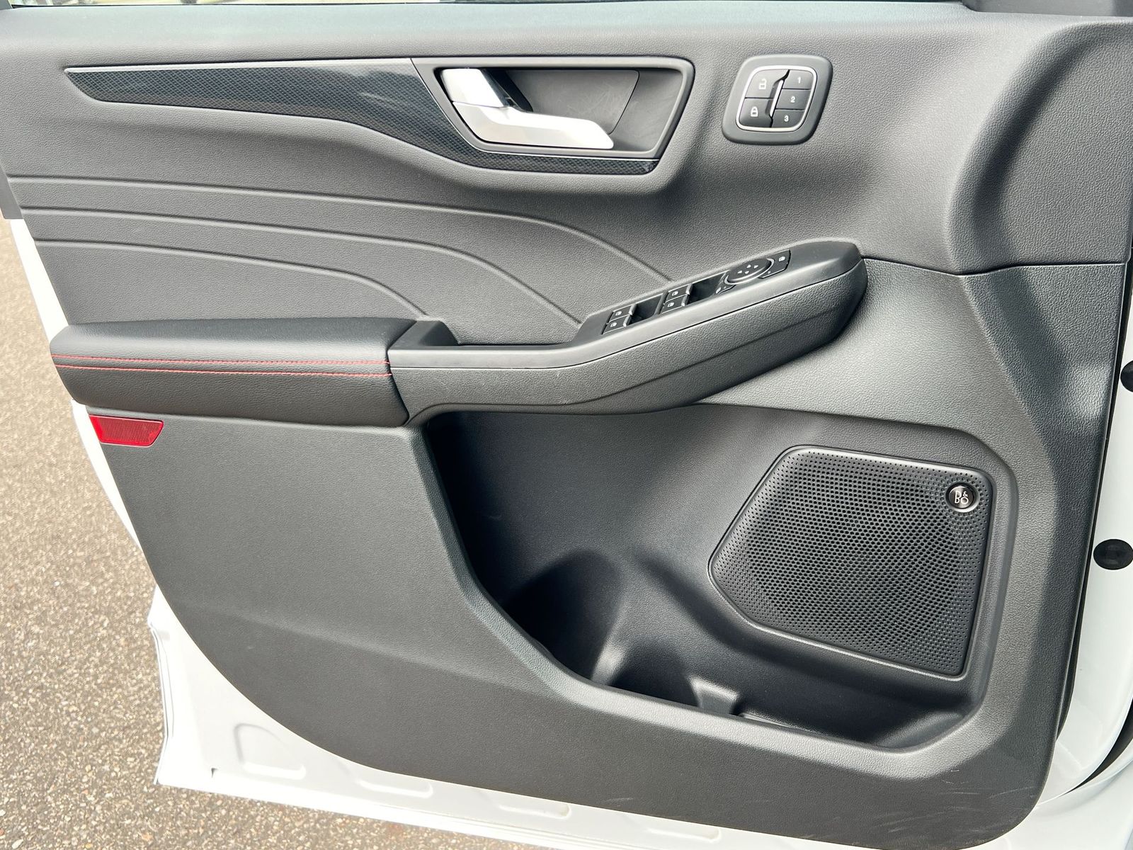 Thumbnail: 2023 Ford Escape - 30