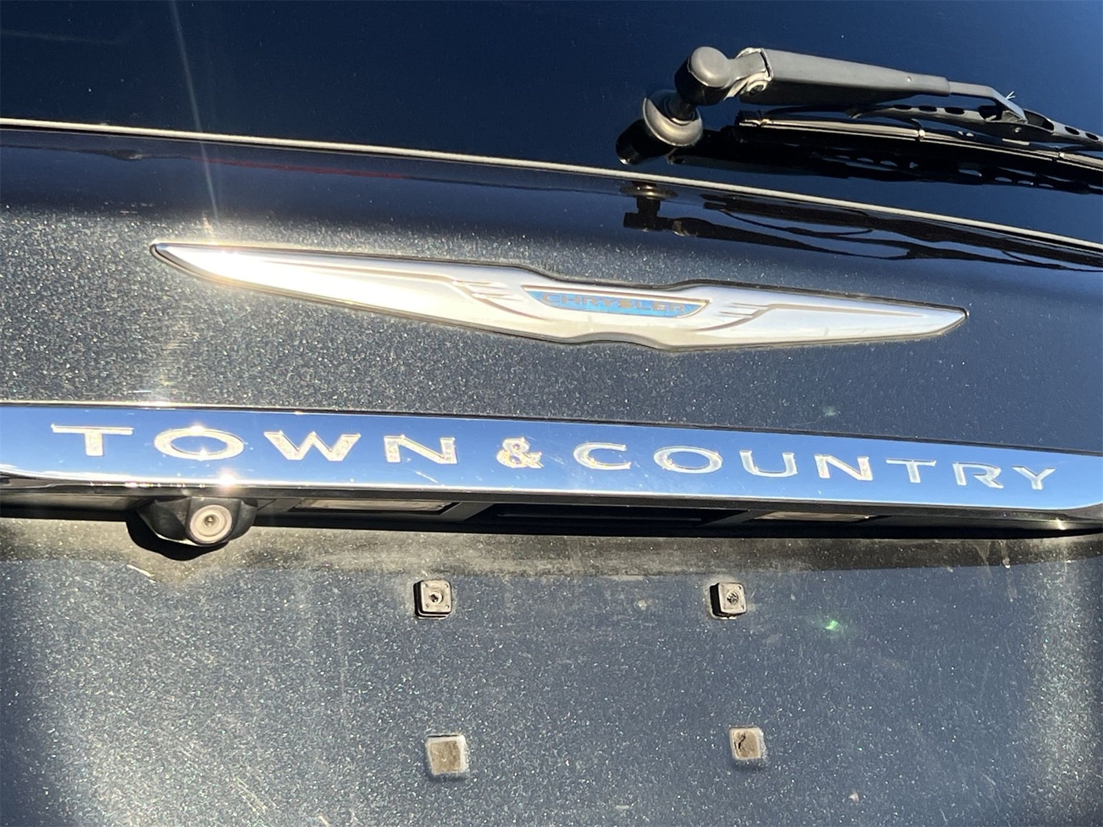 Thumbnail: 2015 Chrysler Town & Country - 12