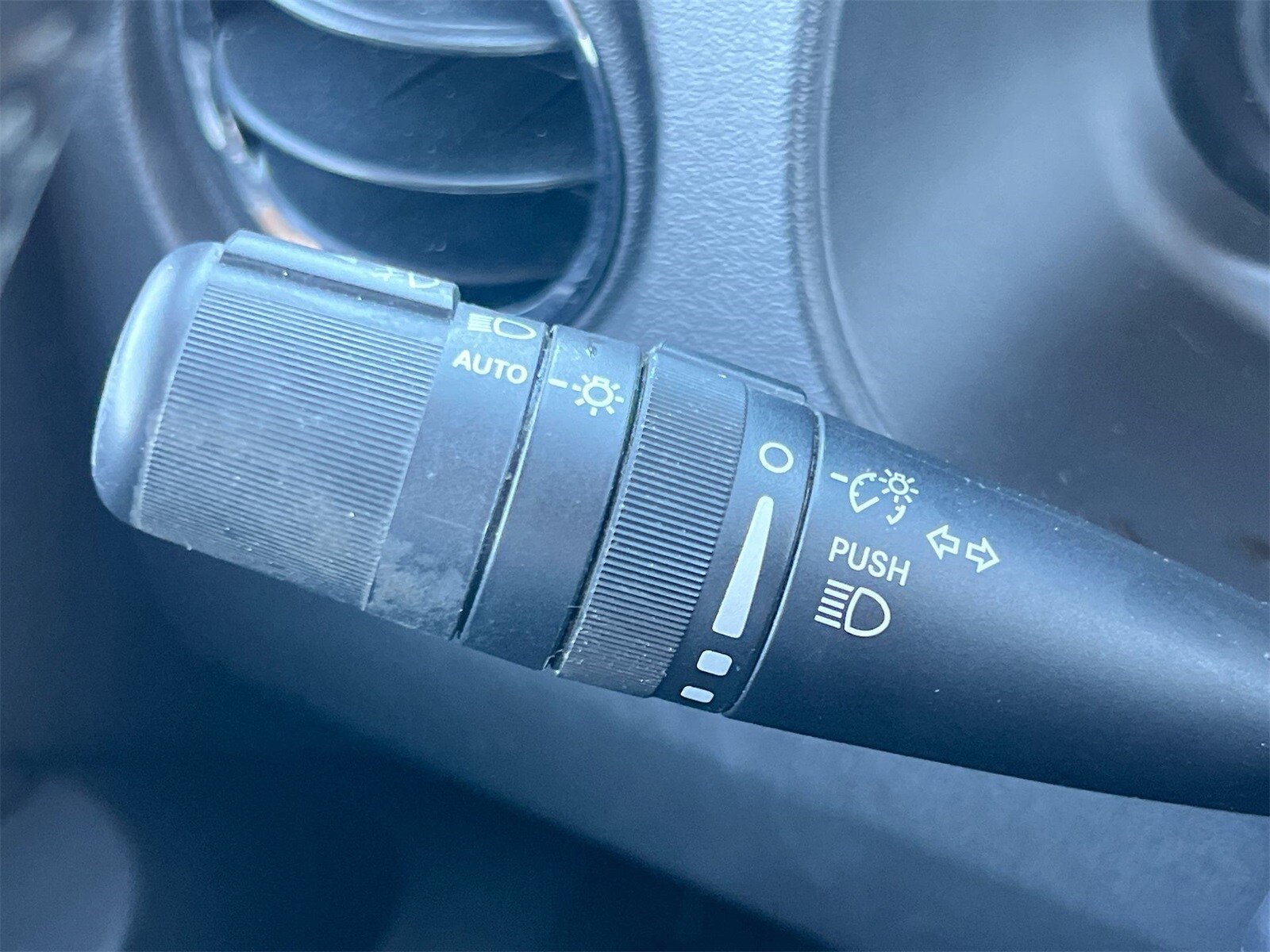 Thumbnail: 2016 Jeep Patriot - 26