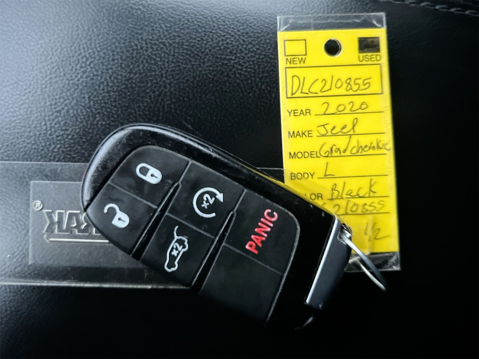 Thumbnail: 2020 Jeep Grand Cherokee - 33