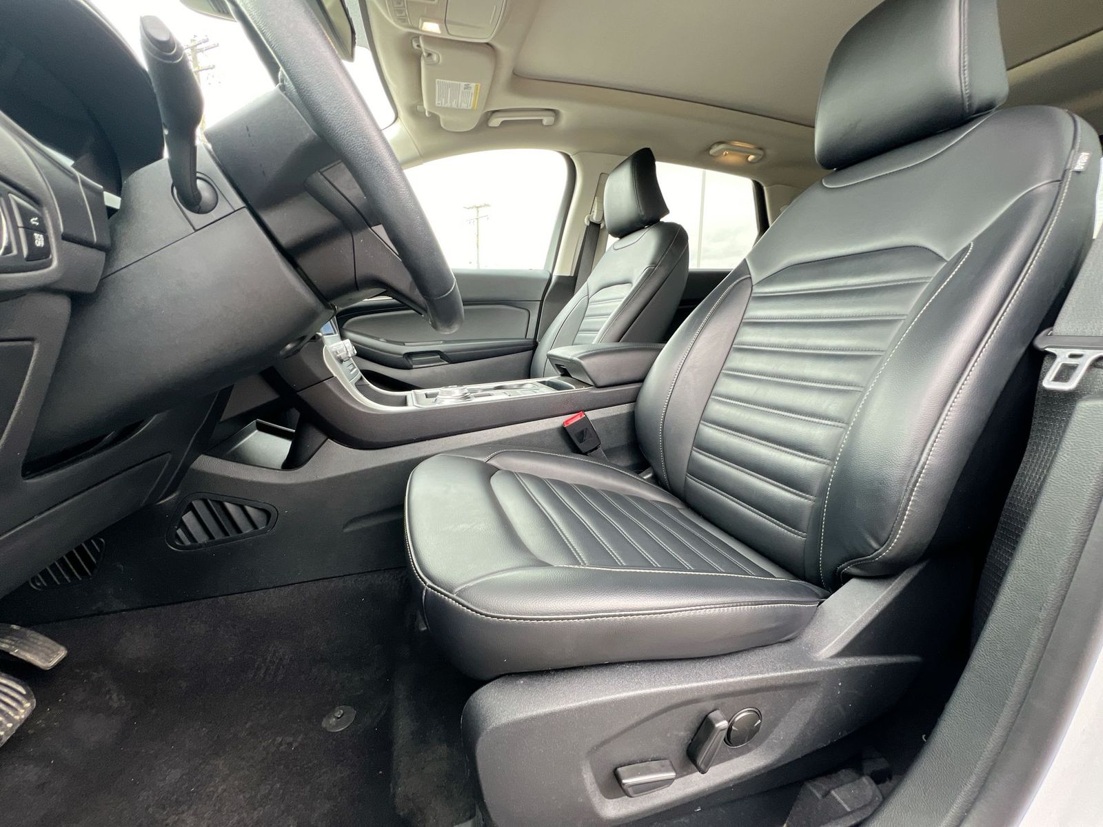 Thumbnail: 2024 Ford Edge - 16