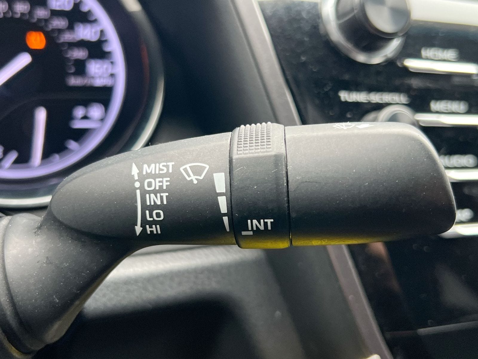 Thumbnail: 2019 Toyota Camry - 25