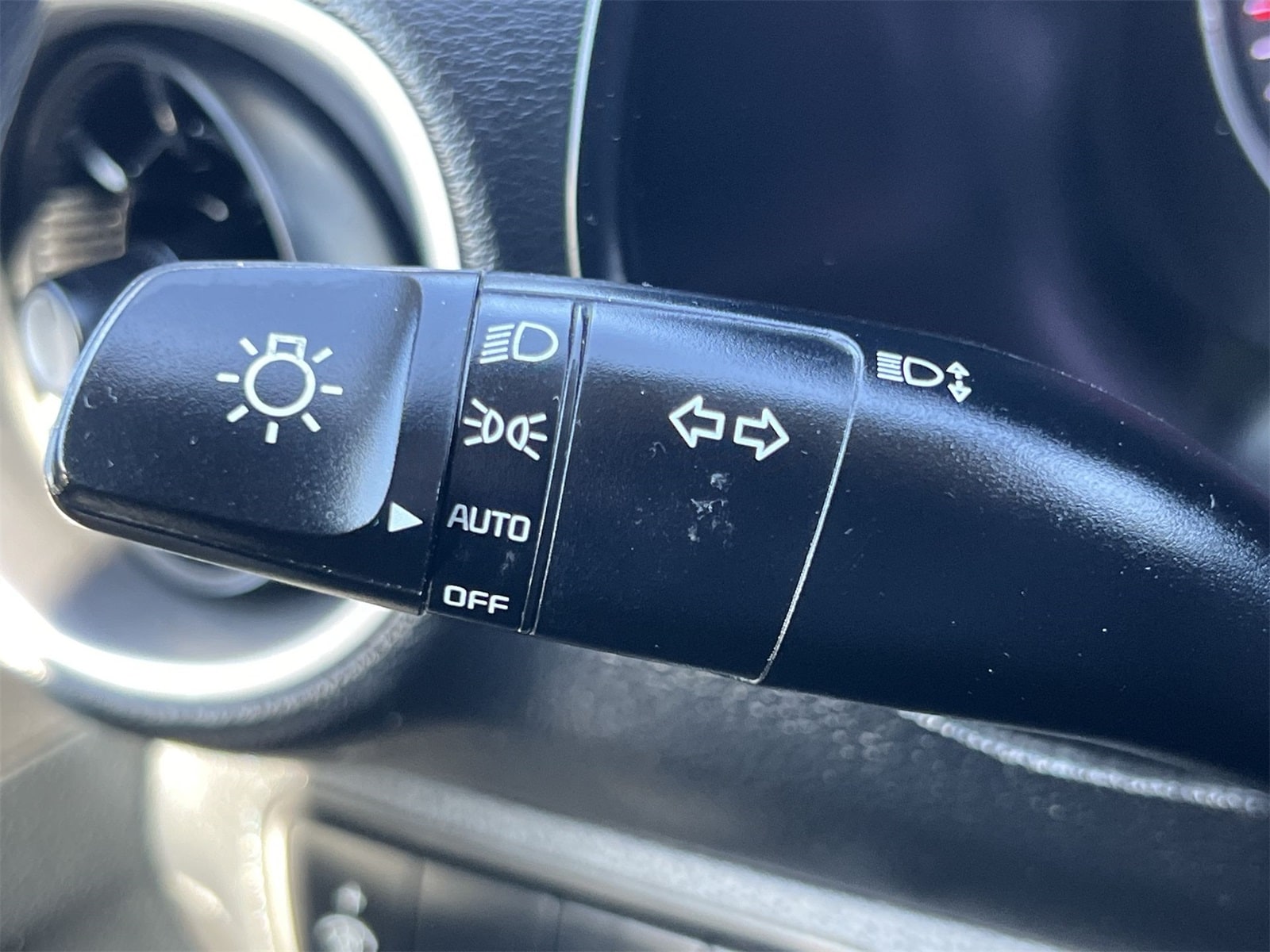 Thumbnail: 2019 Kia Forte - 27