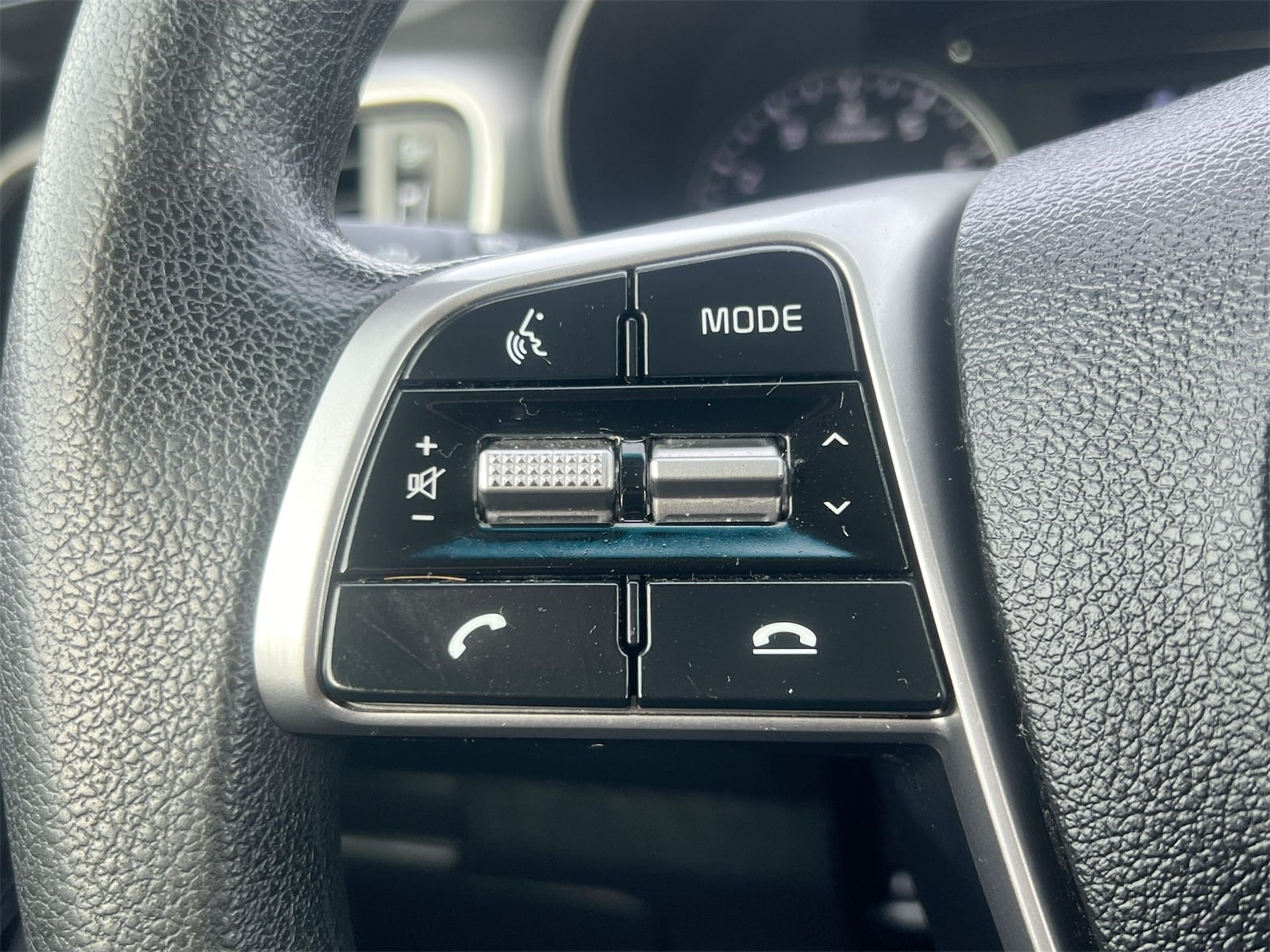 Thumbnail: 2020 Kia Sorento - 24