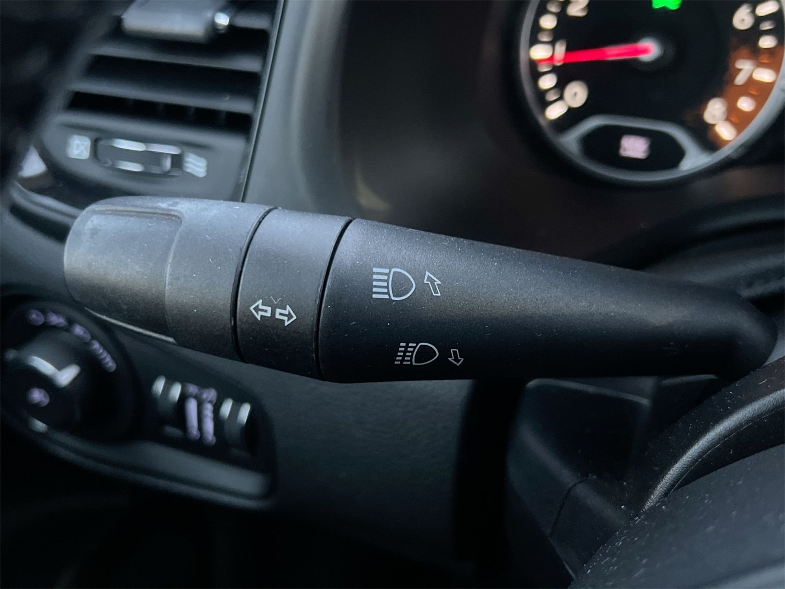 Thumbnail: 2017 Jeep Renegade - 26