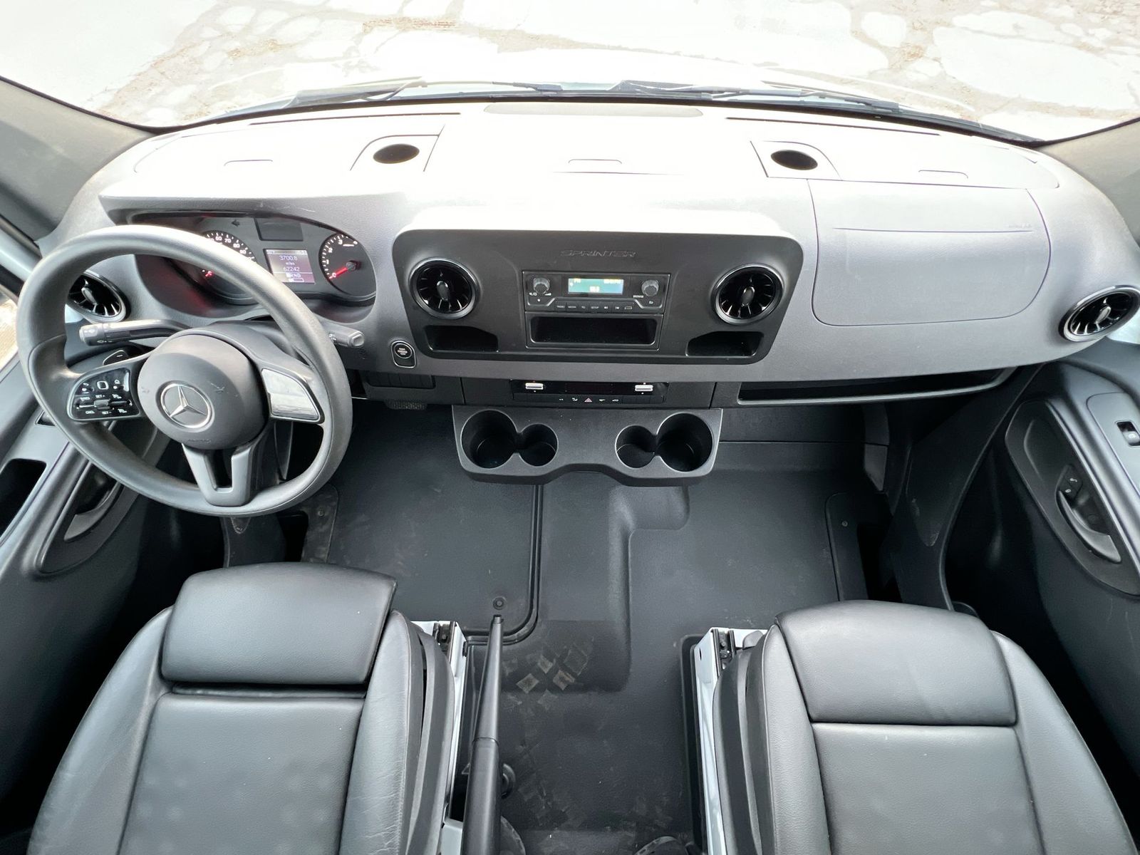 Thumbnail: 2023 Mercedes-Benz Sprinter - 15