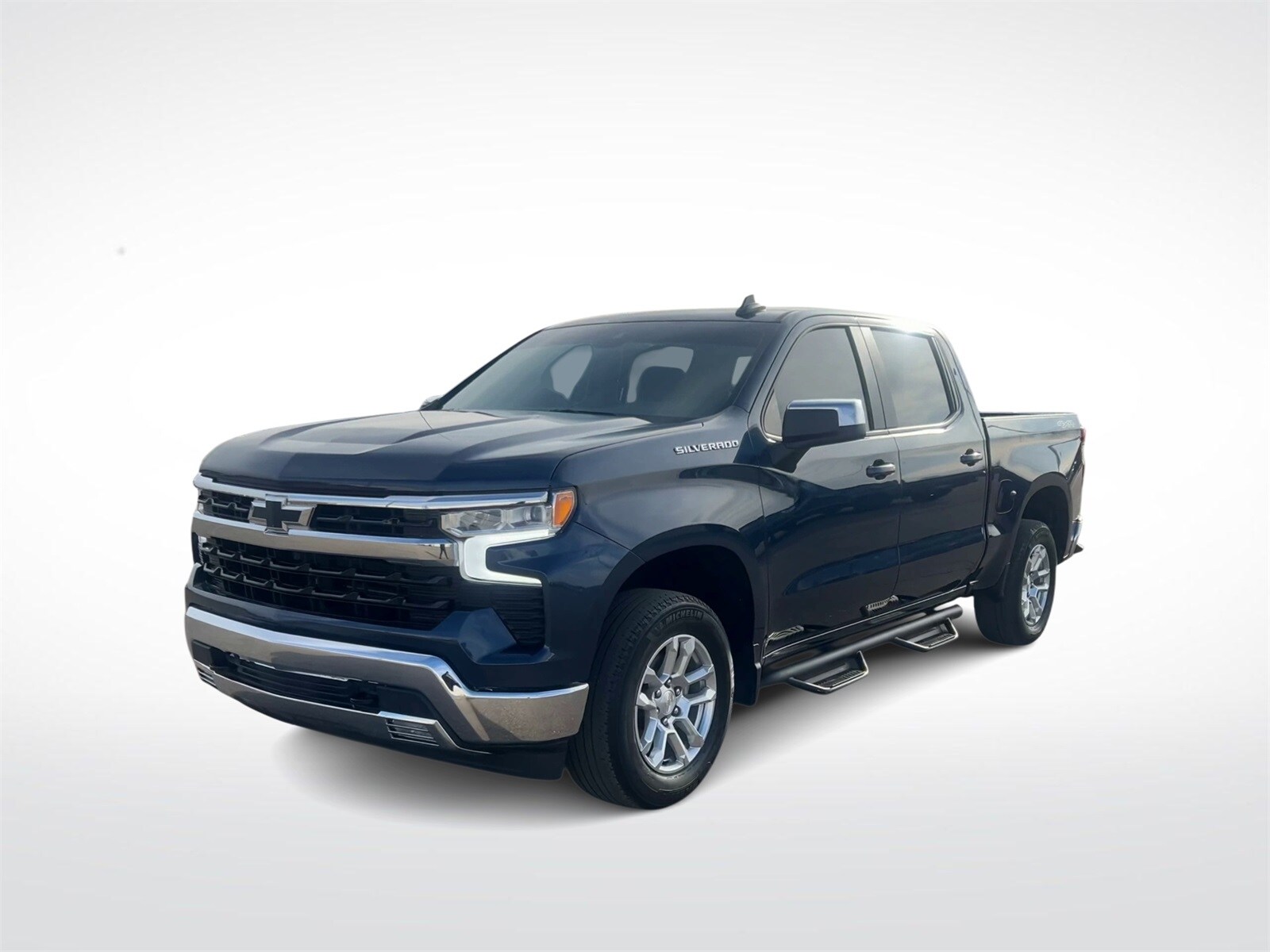 2023 Chevrolet Silverado 1500 LT photo 4