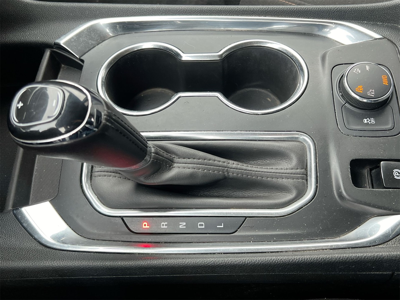 Thumbnail: 2018 Chevrolet Traverse - 32