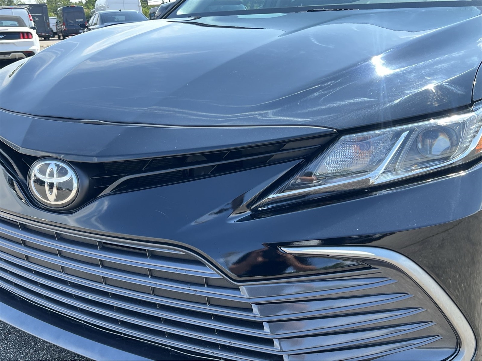 Thumbnail: 2022 Toyota Camry - 11