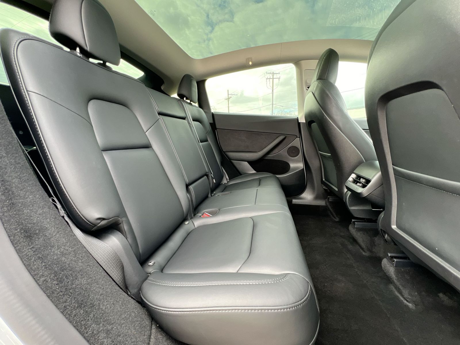 Thumbnail: 2022 Tesla Model Y - 20