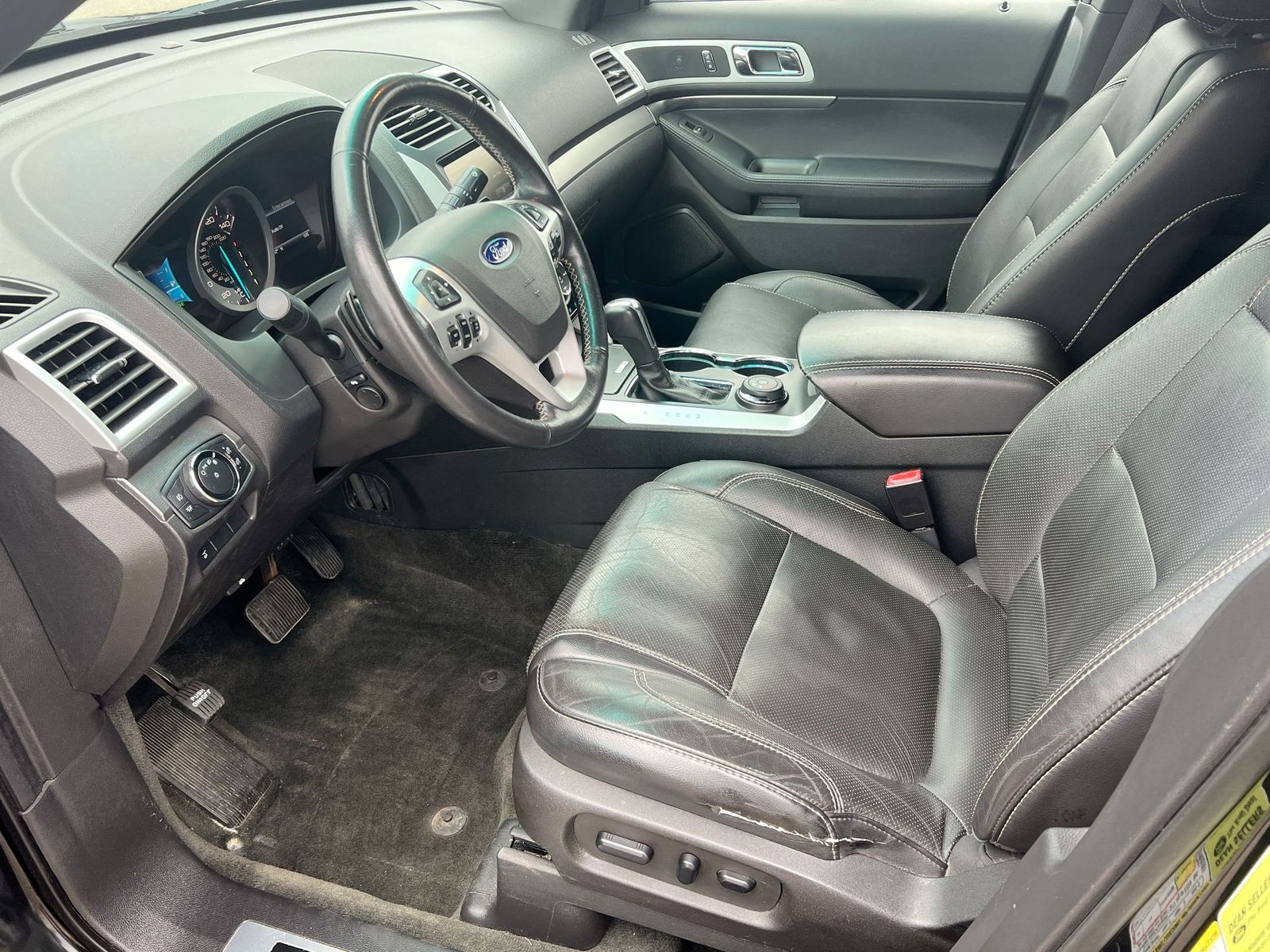 Thumbnail: 2014 Ford Explorer - 10