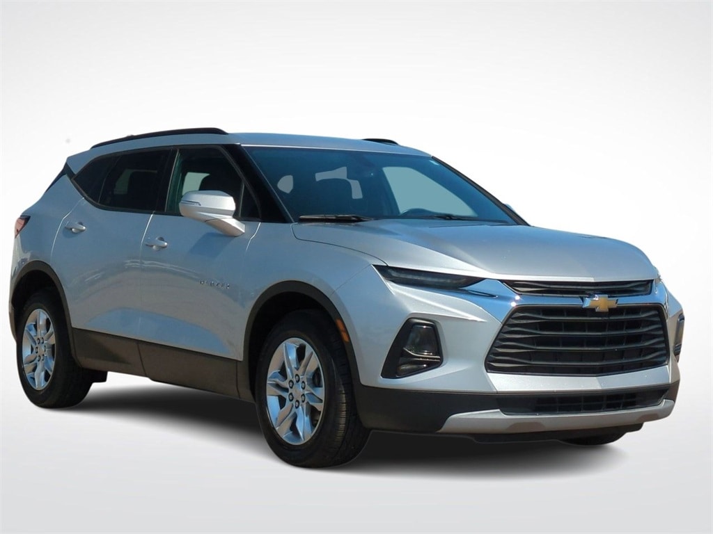 Used 2019 Chevrolet Blazer 3LT with VIN 3GNKBDRS9KS684743 for sale in Troy, MI