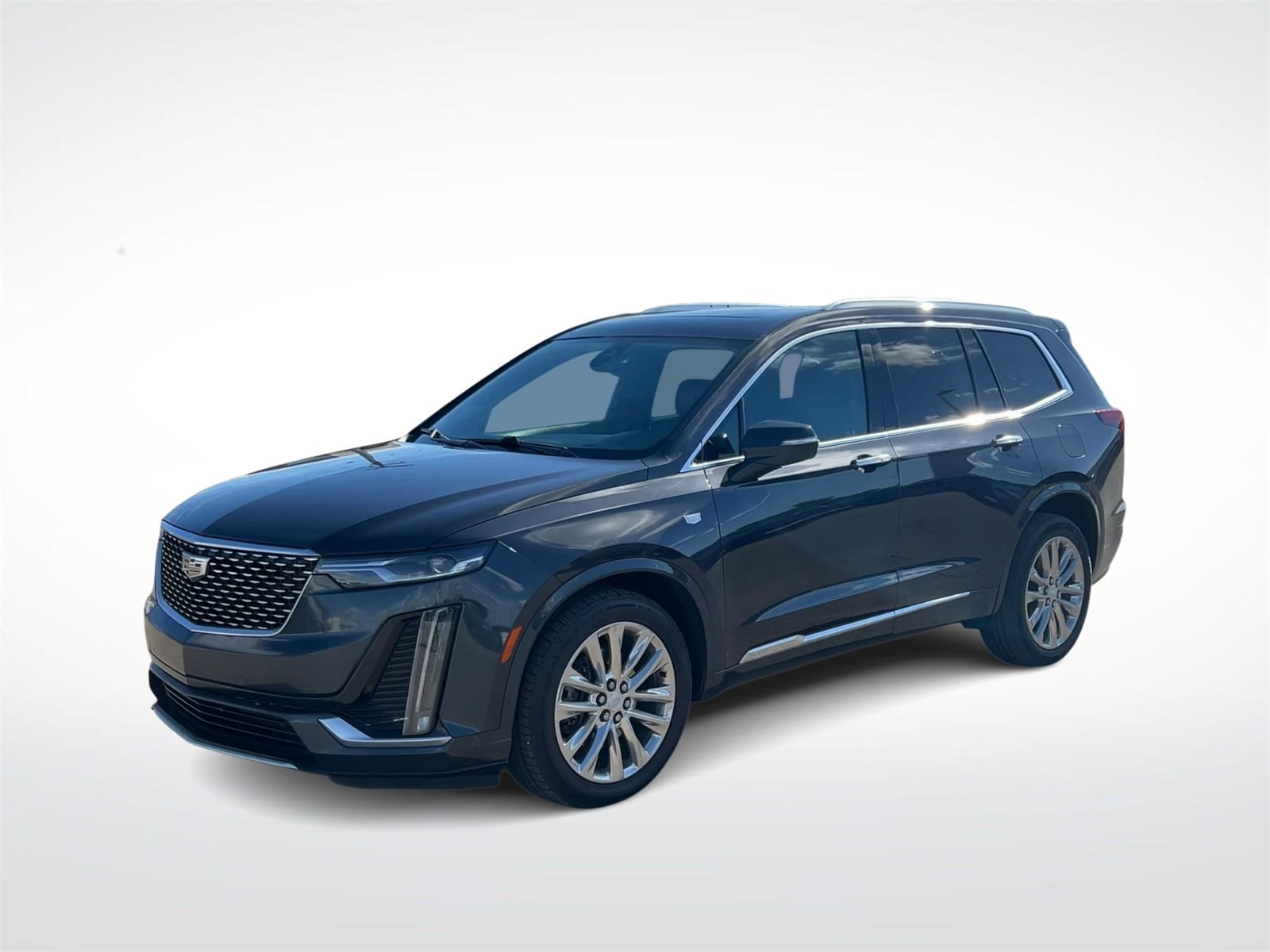 Thumbnail: 2022 Cadillac XT6 - 4