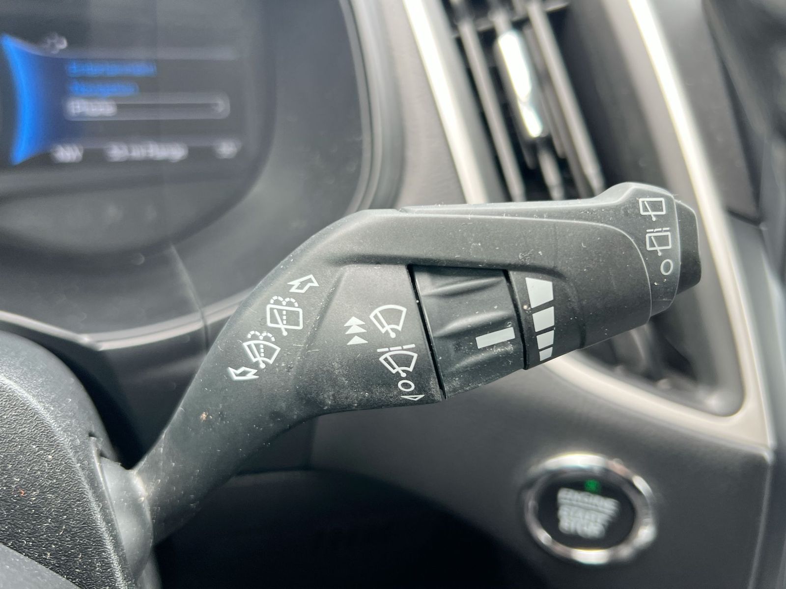 Thumbnail: 2023 Ford Edge - 24