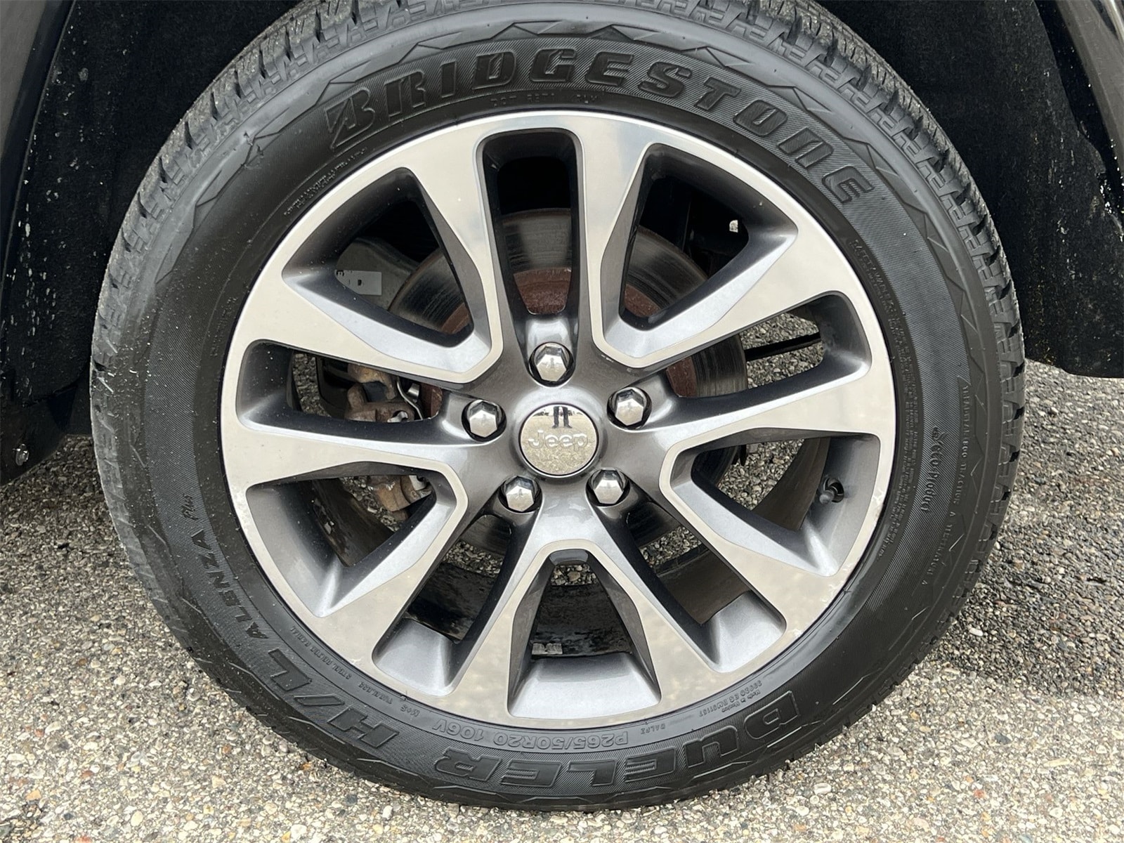 Thumbnail: 2017 Jeep Grand Cherokee - 14