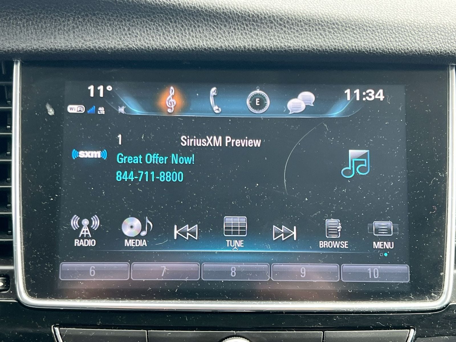 Thumbnail: 2018 Buick Encore - 28