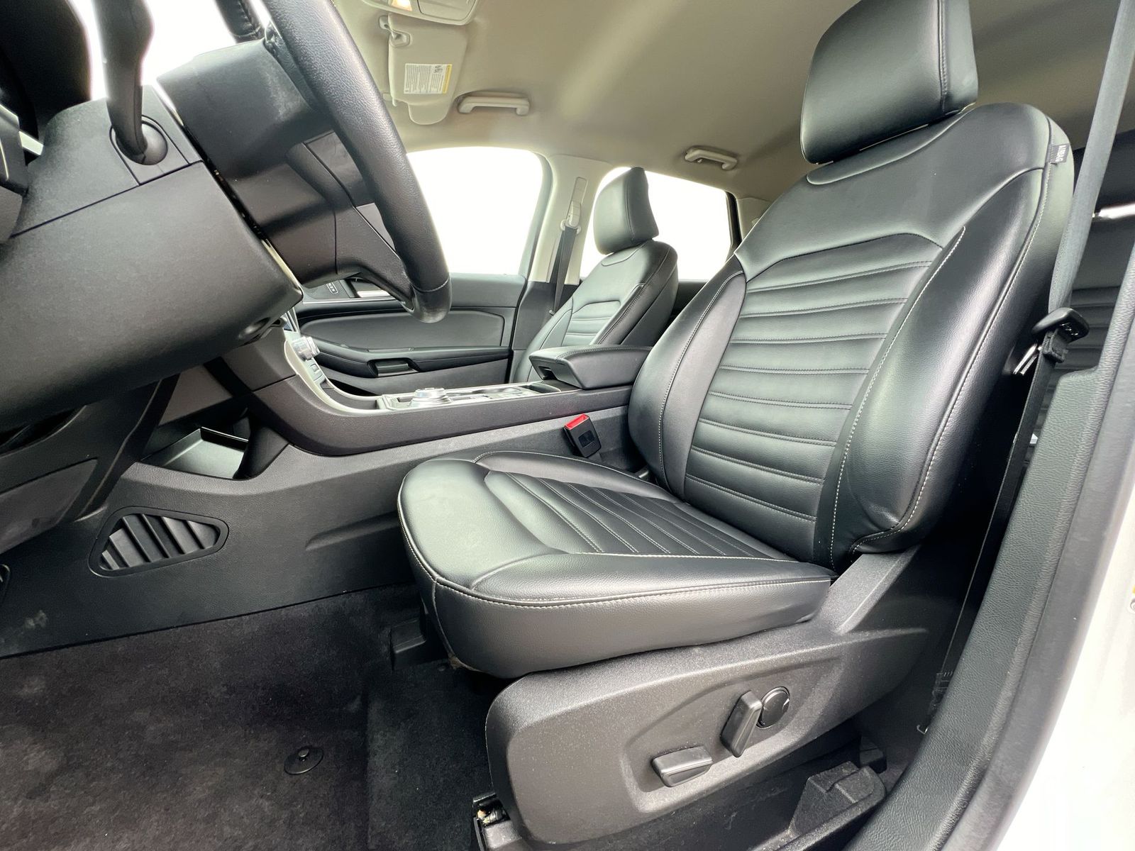 Thumbnail: 2023 Ford Edge - 15