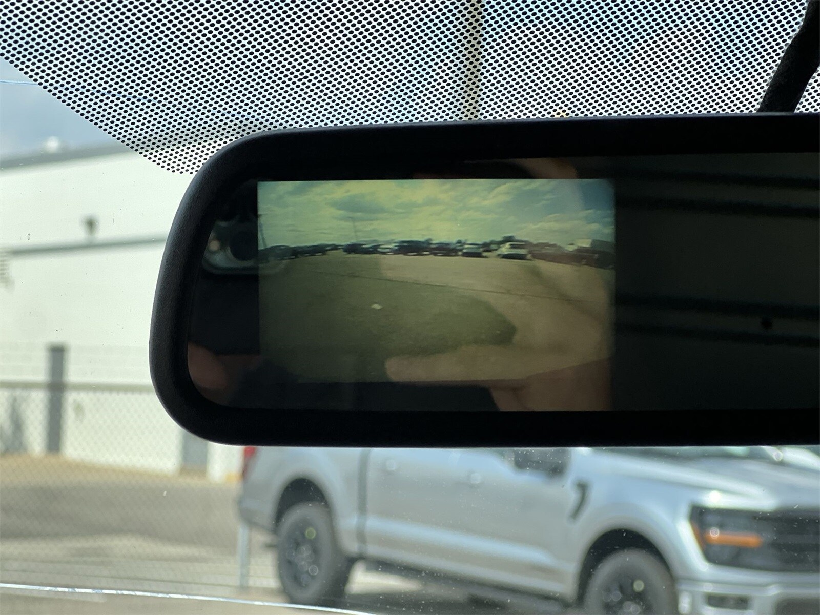 Thumbnail: 2020 GMC Savana - 24