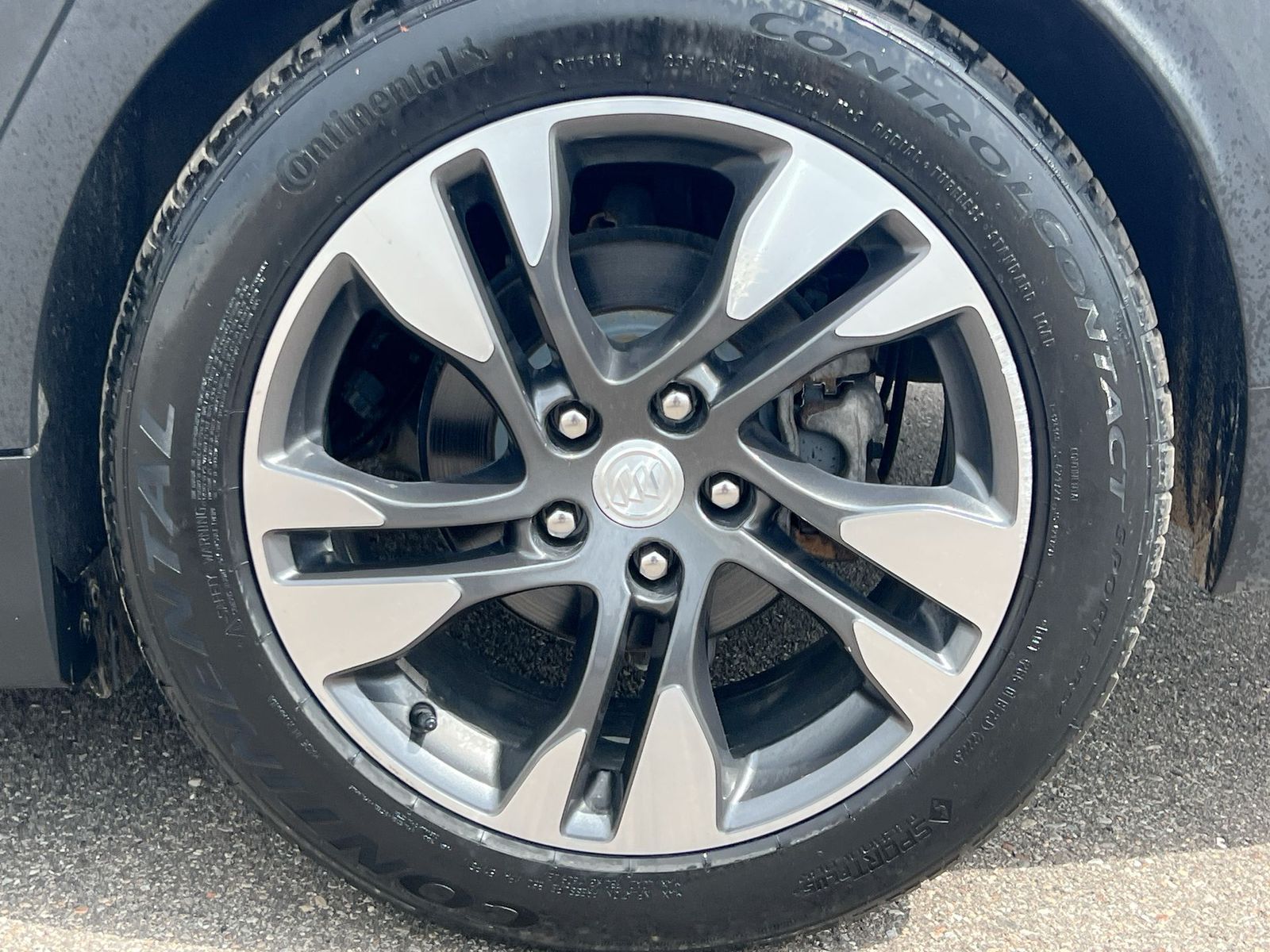 Thumbnail: 2018 Buick Regal - 14